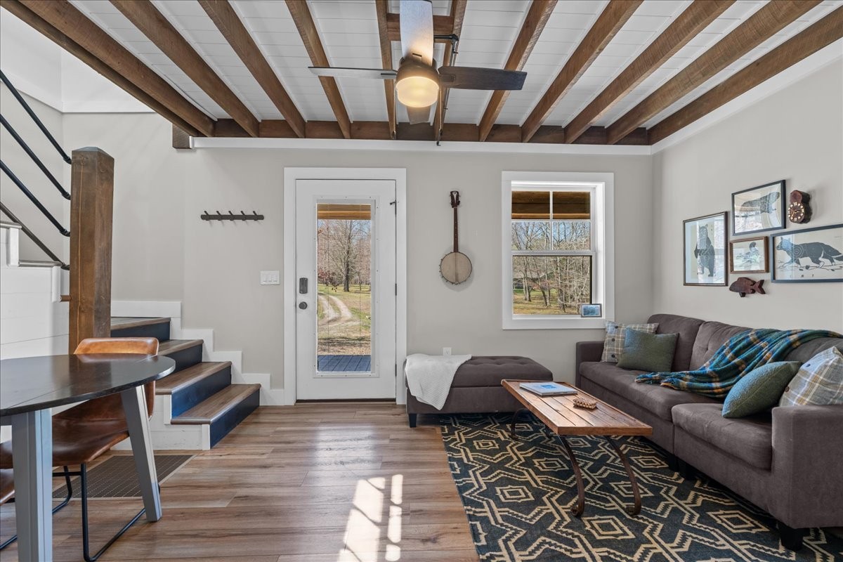 450 Flat Branch Rd