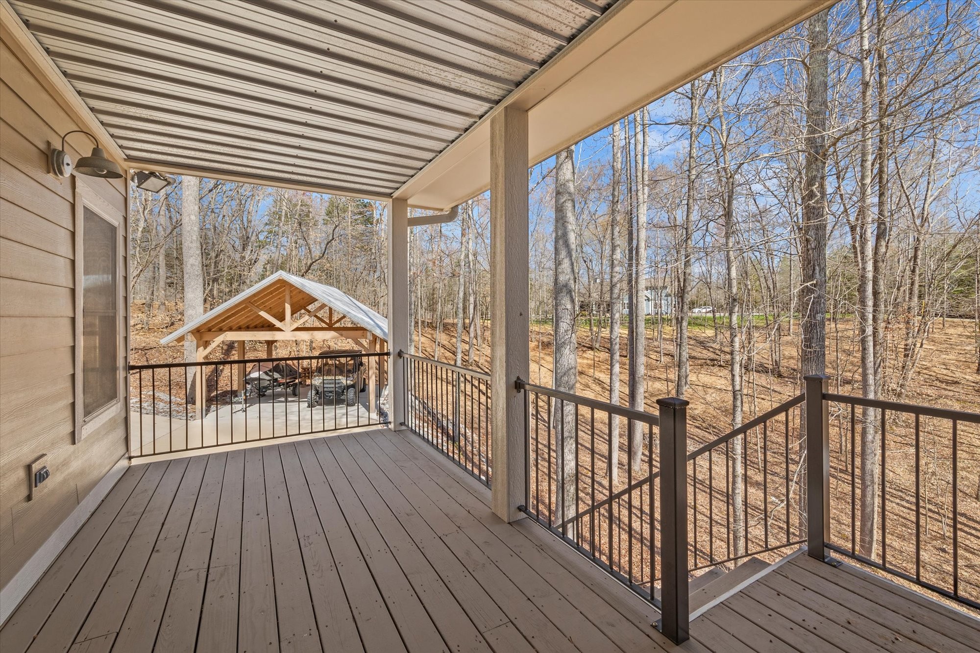 555 Springwood Place