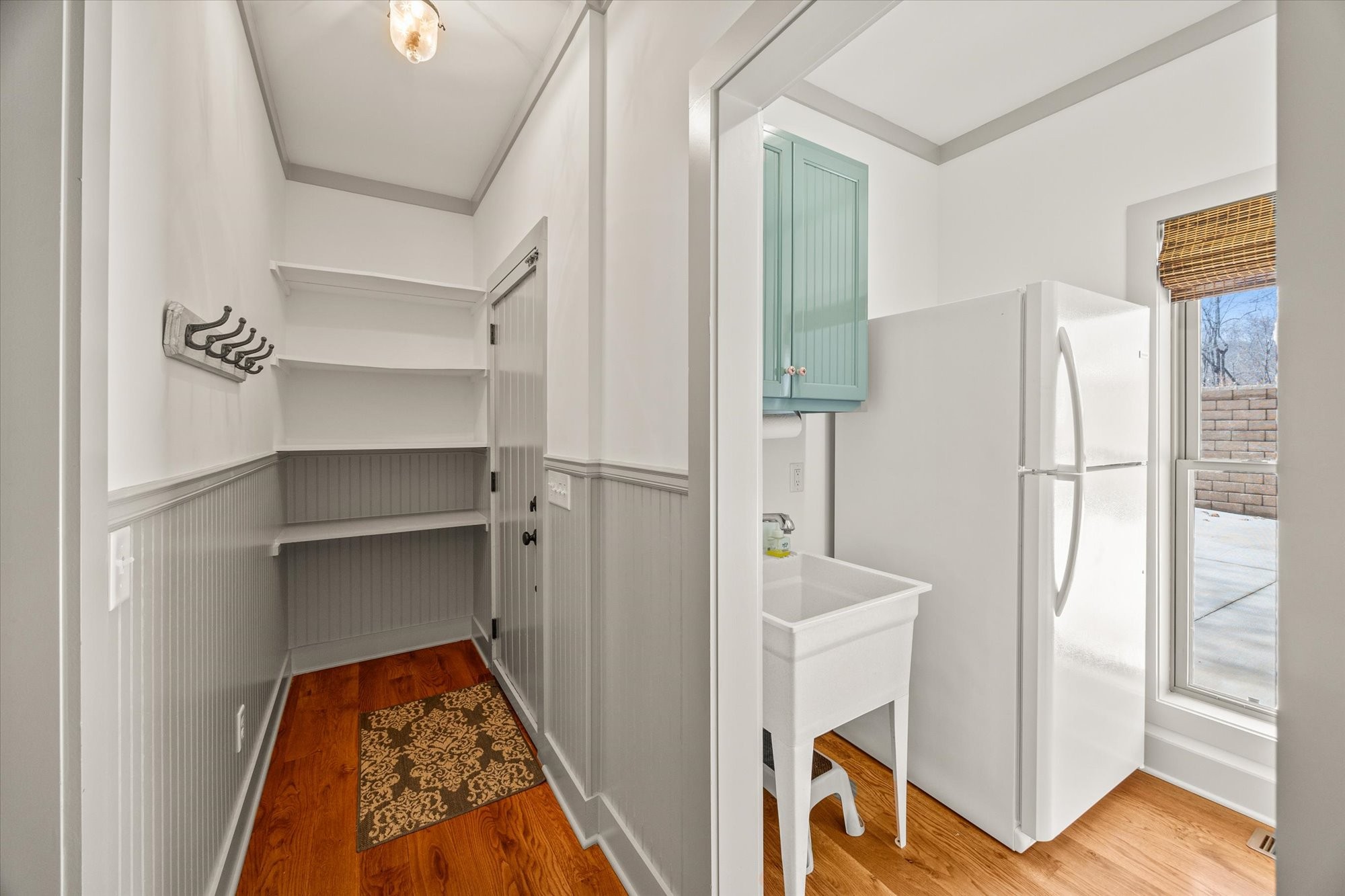 555 Springwood Place