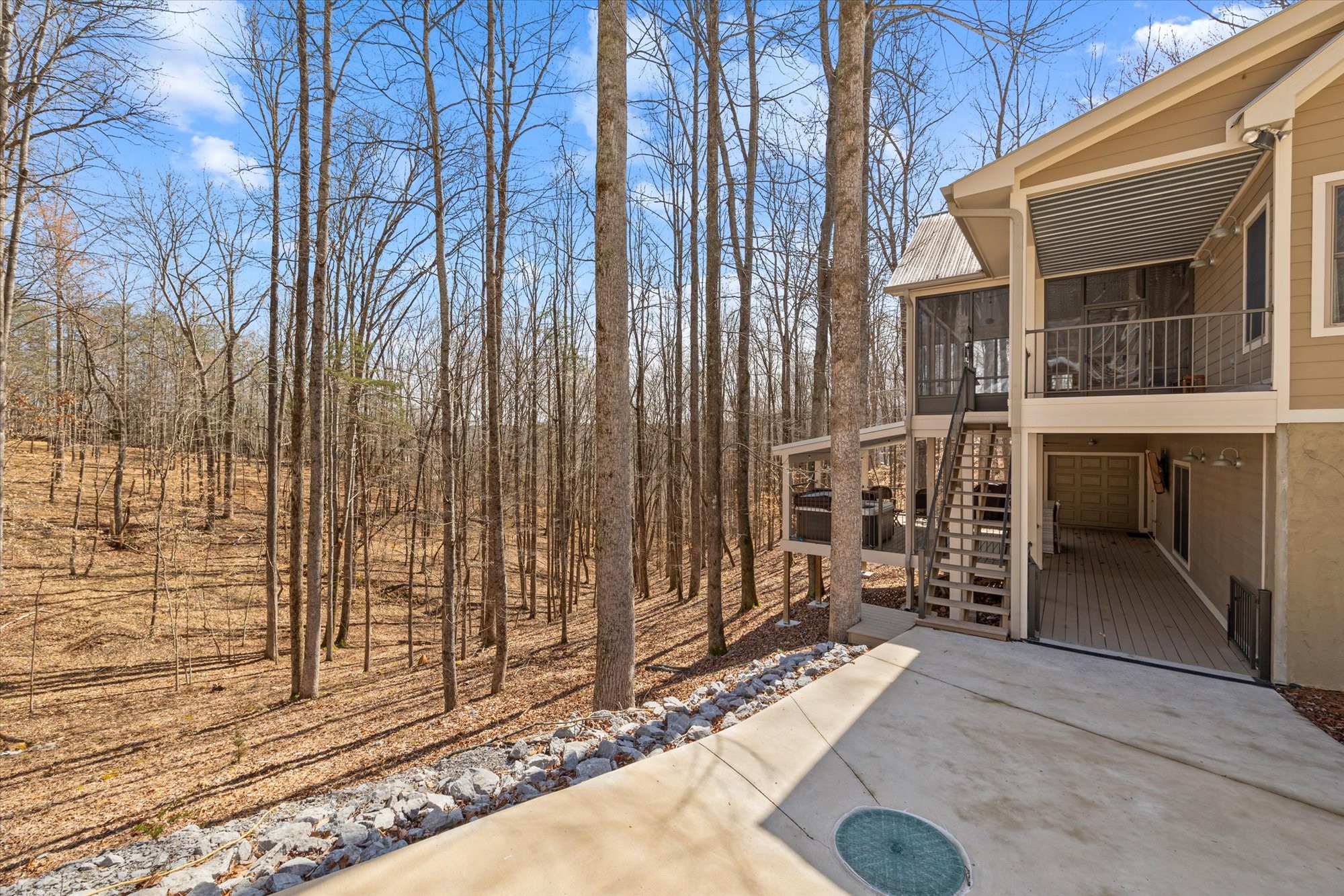 555 Springwood Place