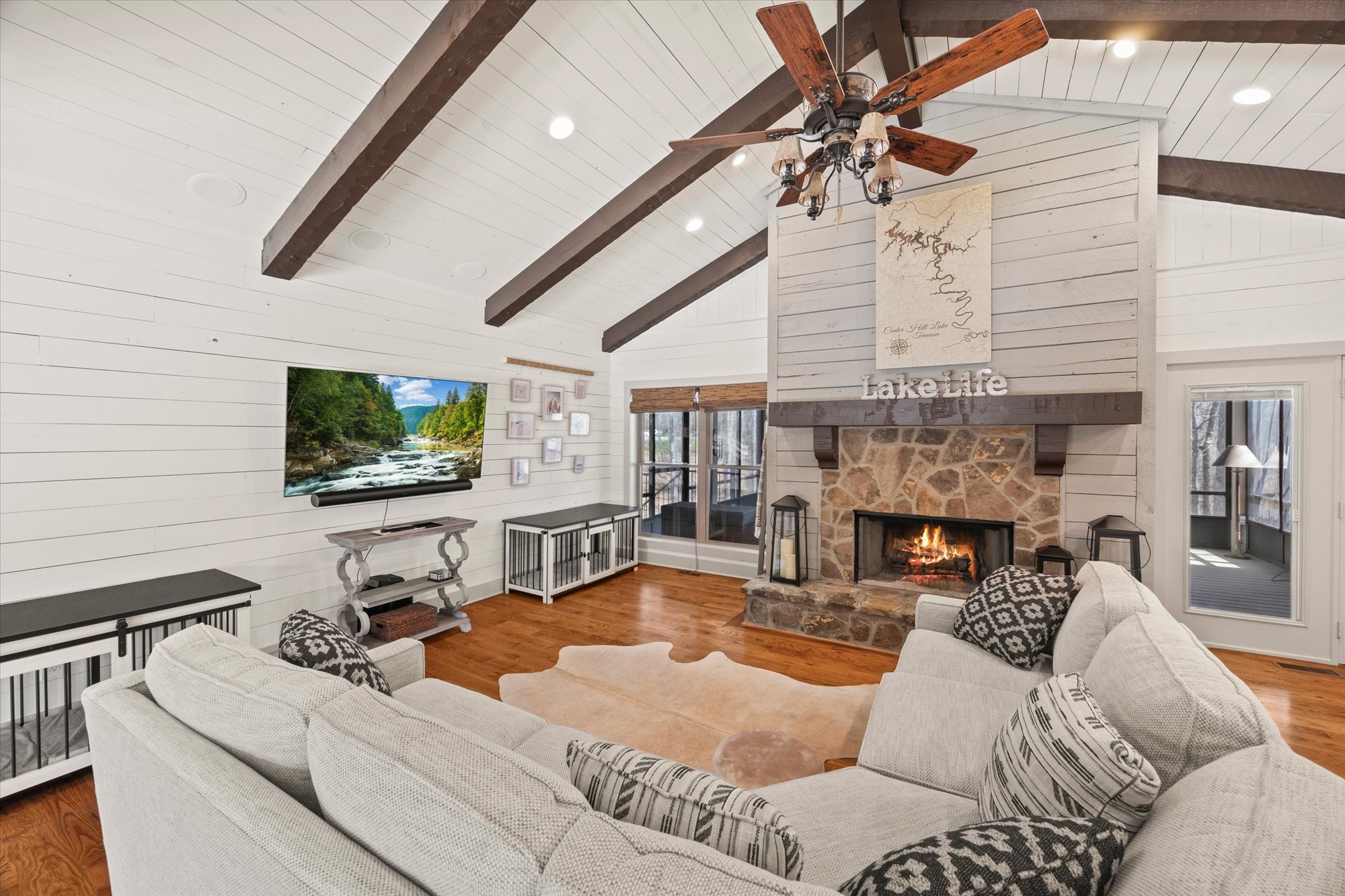 555 Springwood Place