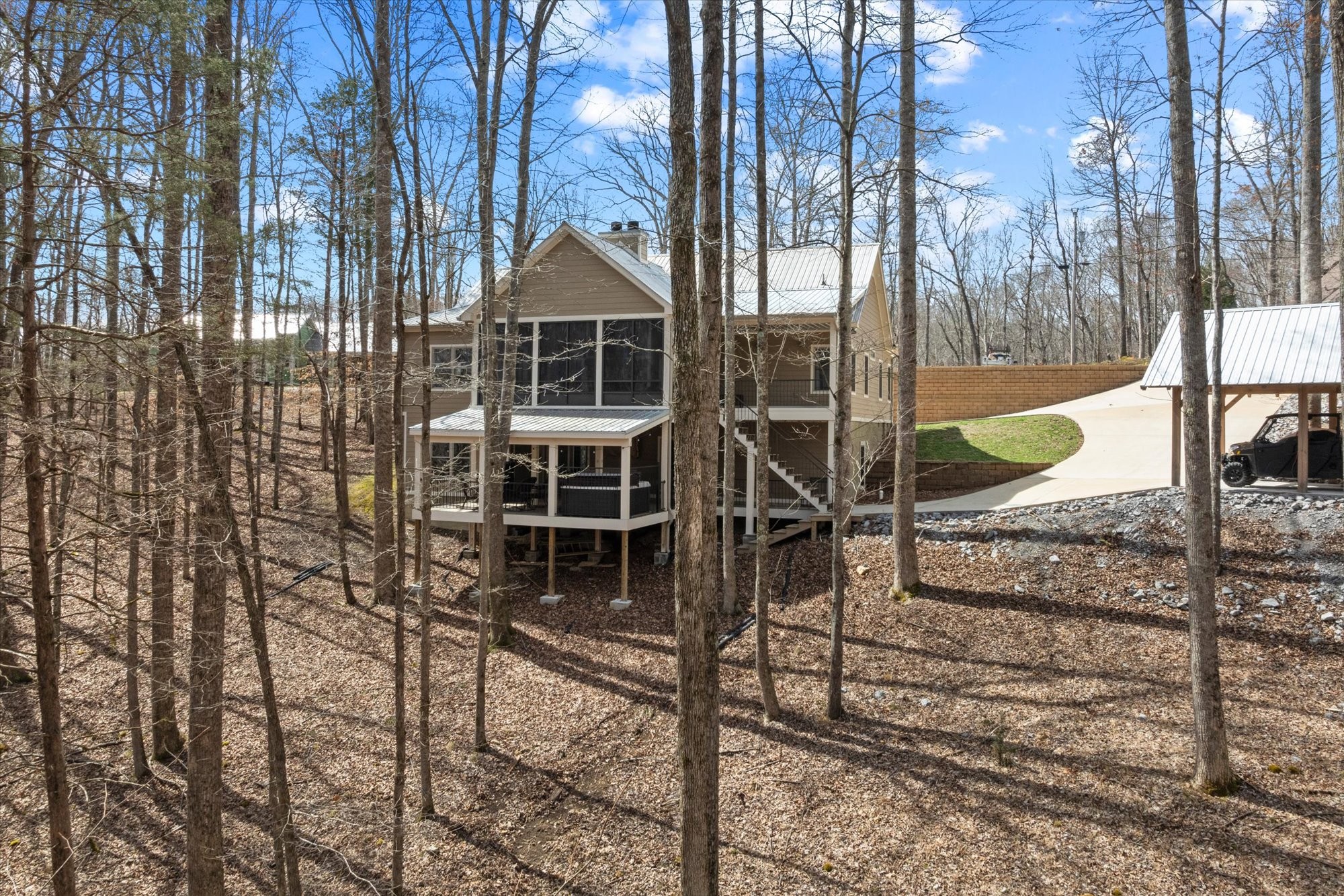 555 Springwood Place