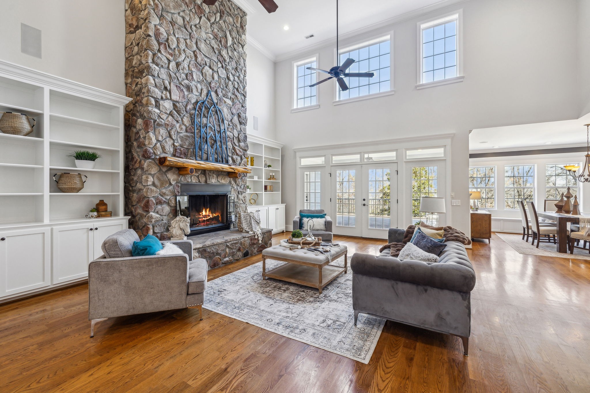 4407 Bagsby Ln