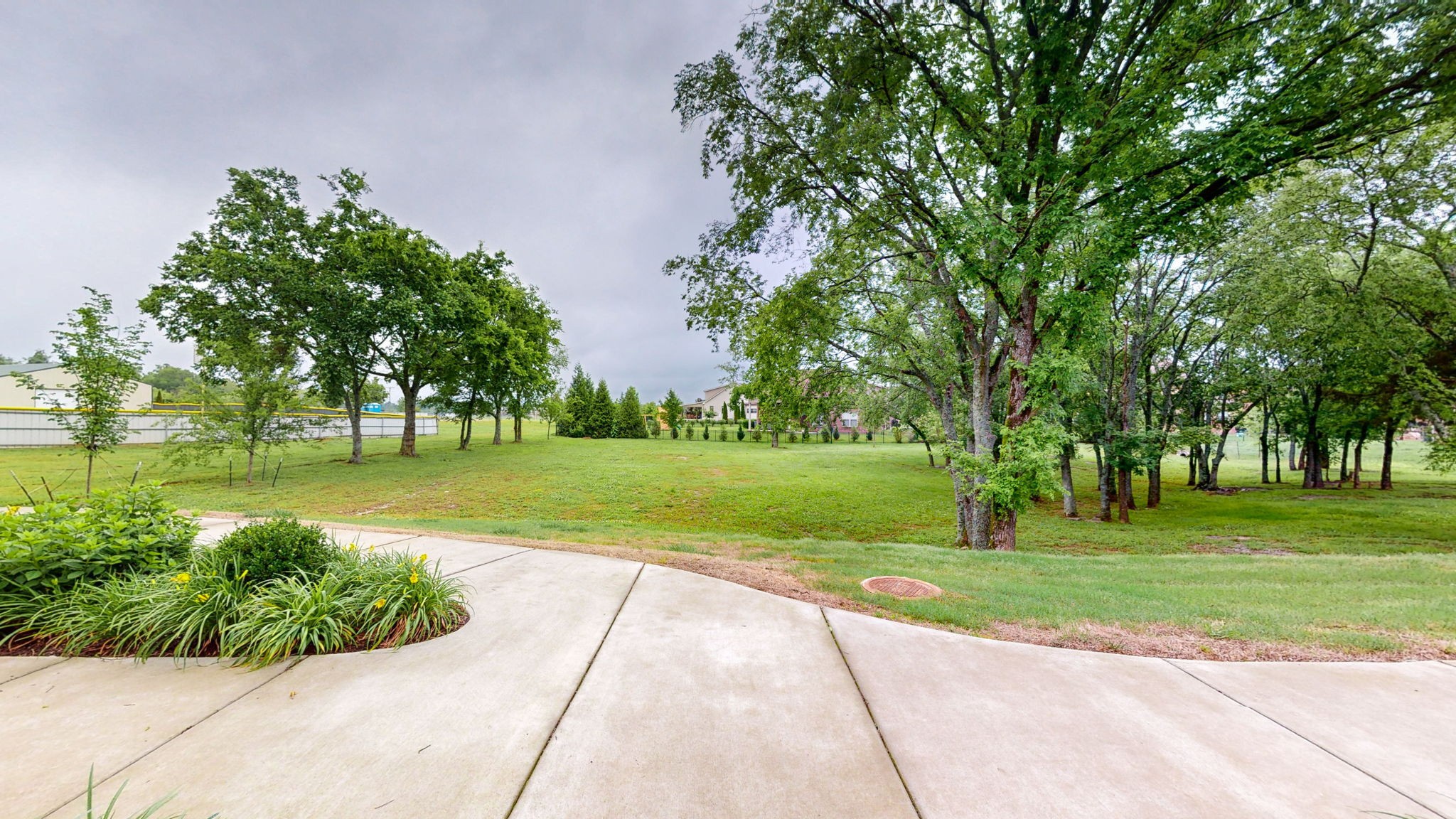 5605 Maples Retreat Dr