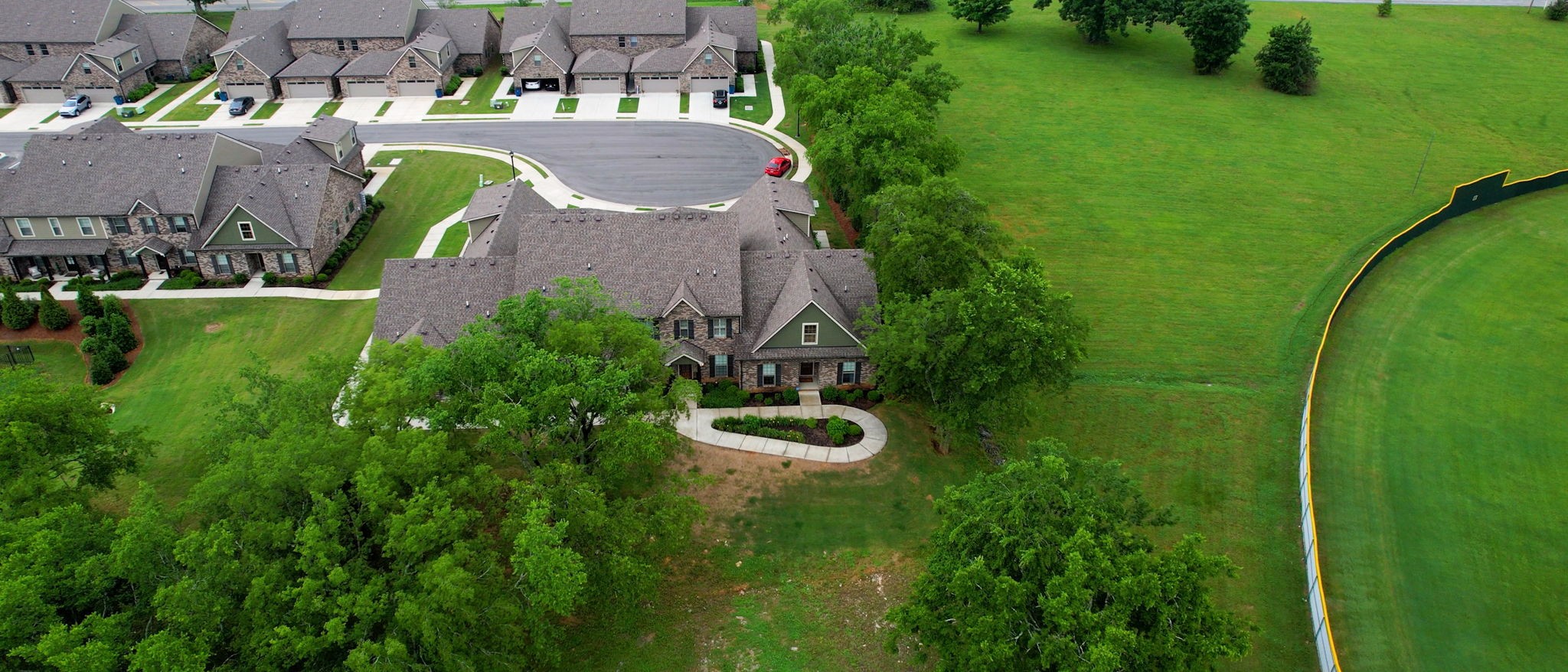 5605 Maples Retreat Dr