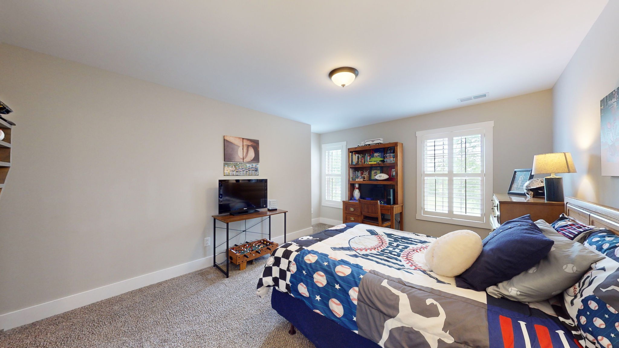 5605 Maples Retreat Dr