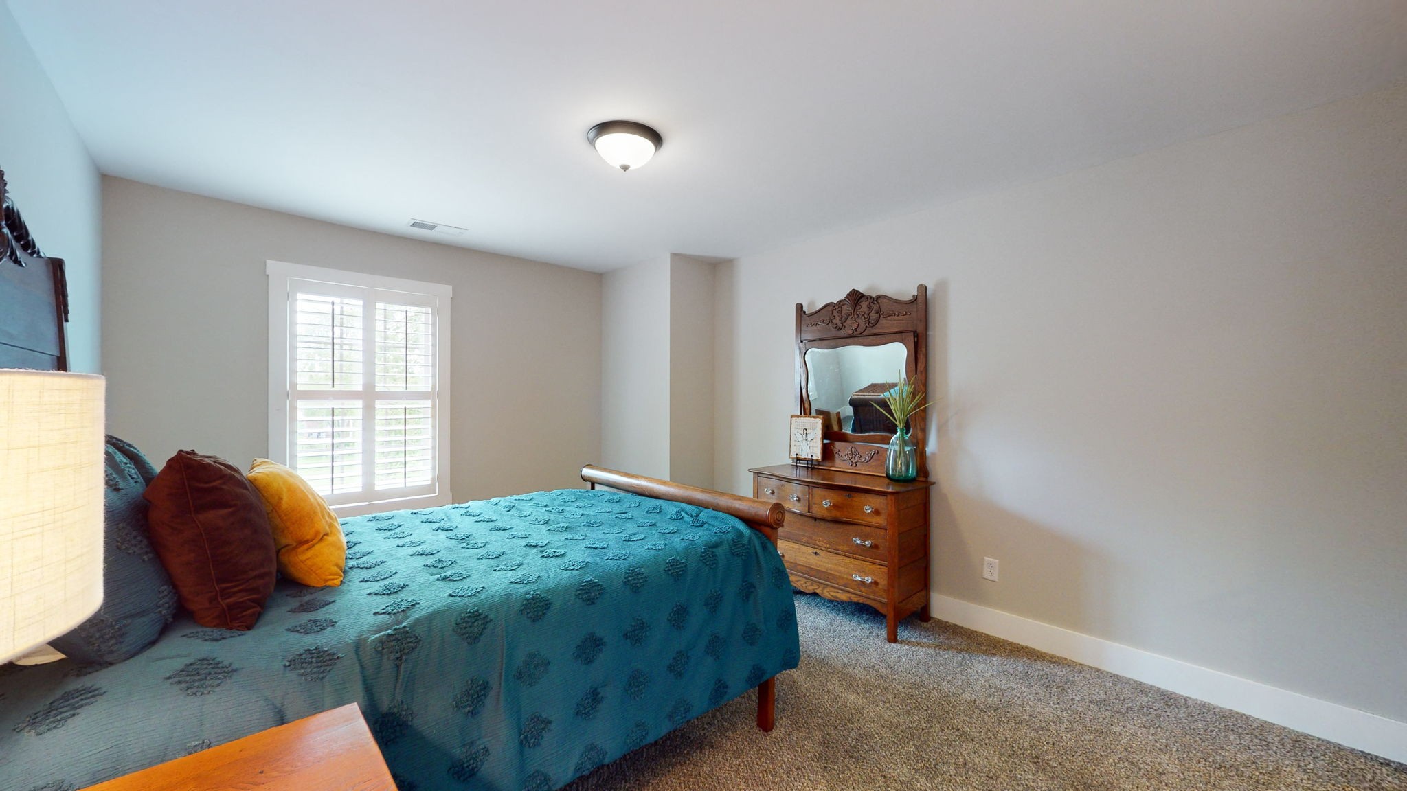 5605 Maples Retreat Dr