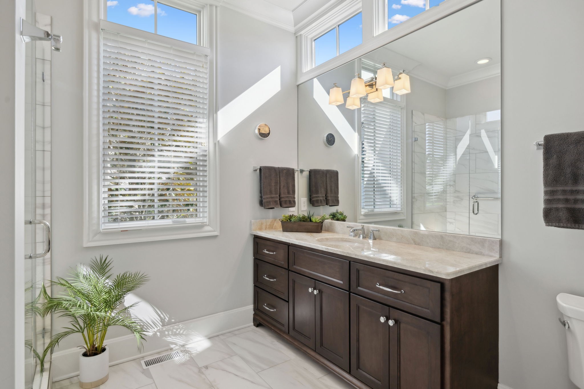 165 Alpine Ct