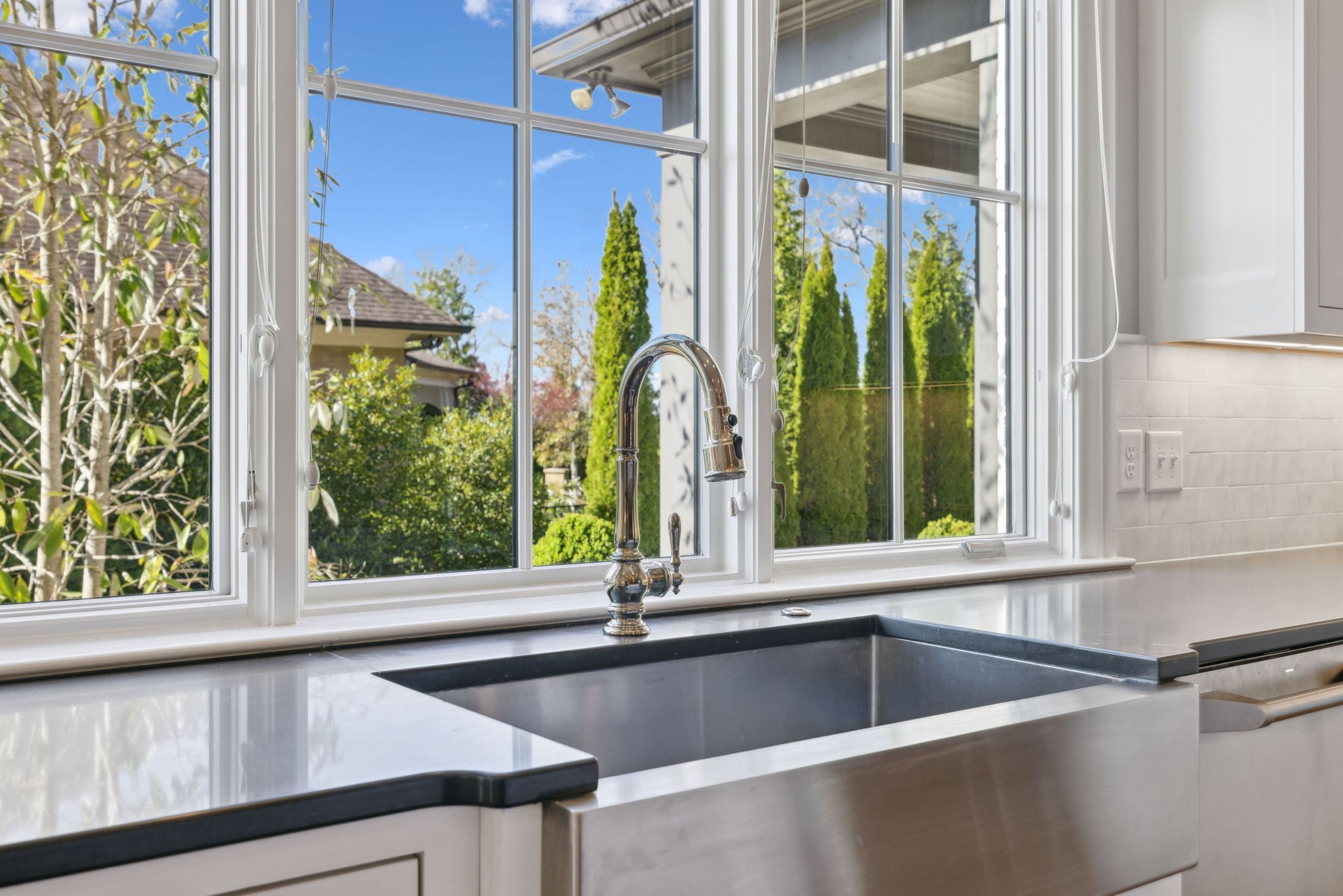 165 Alpine Ct