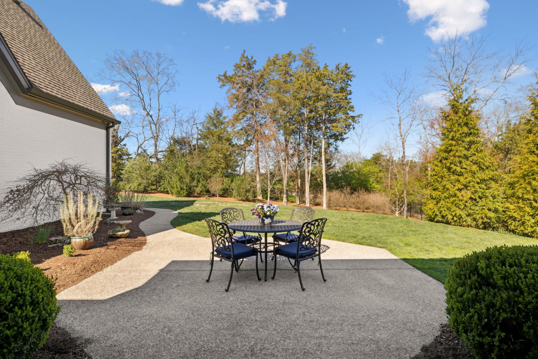165 Alpine Ct