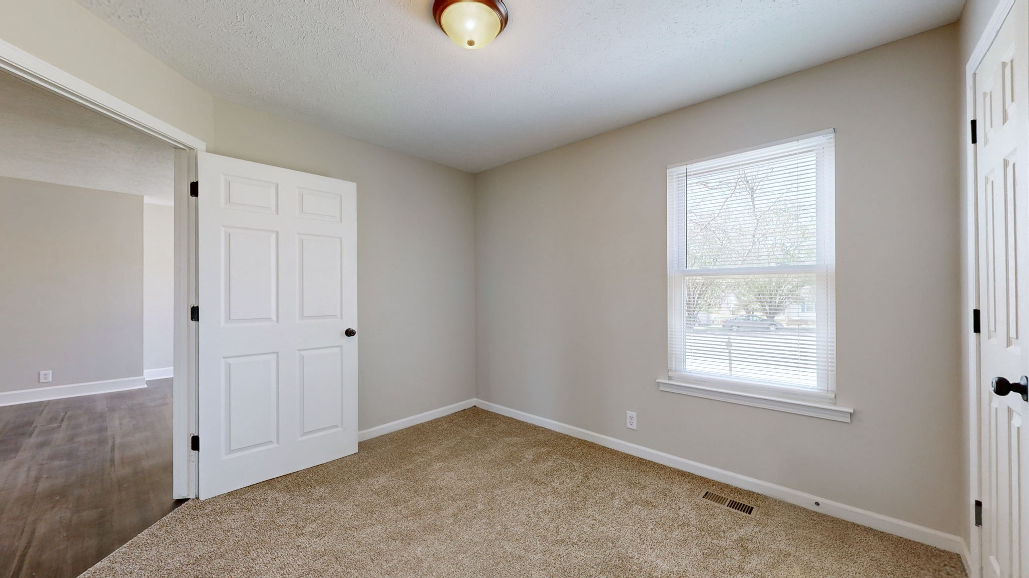 595 Arbor Ct