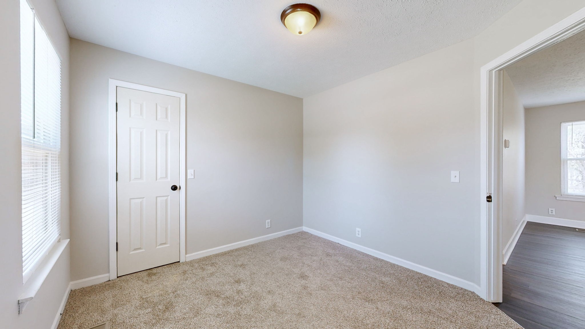 595 Arbor Ct