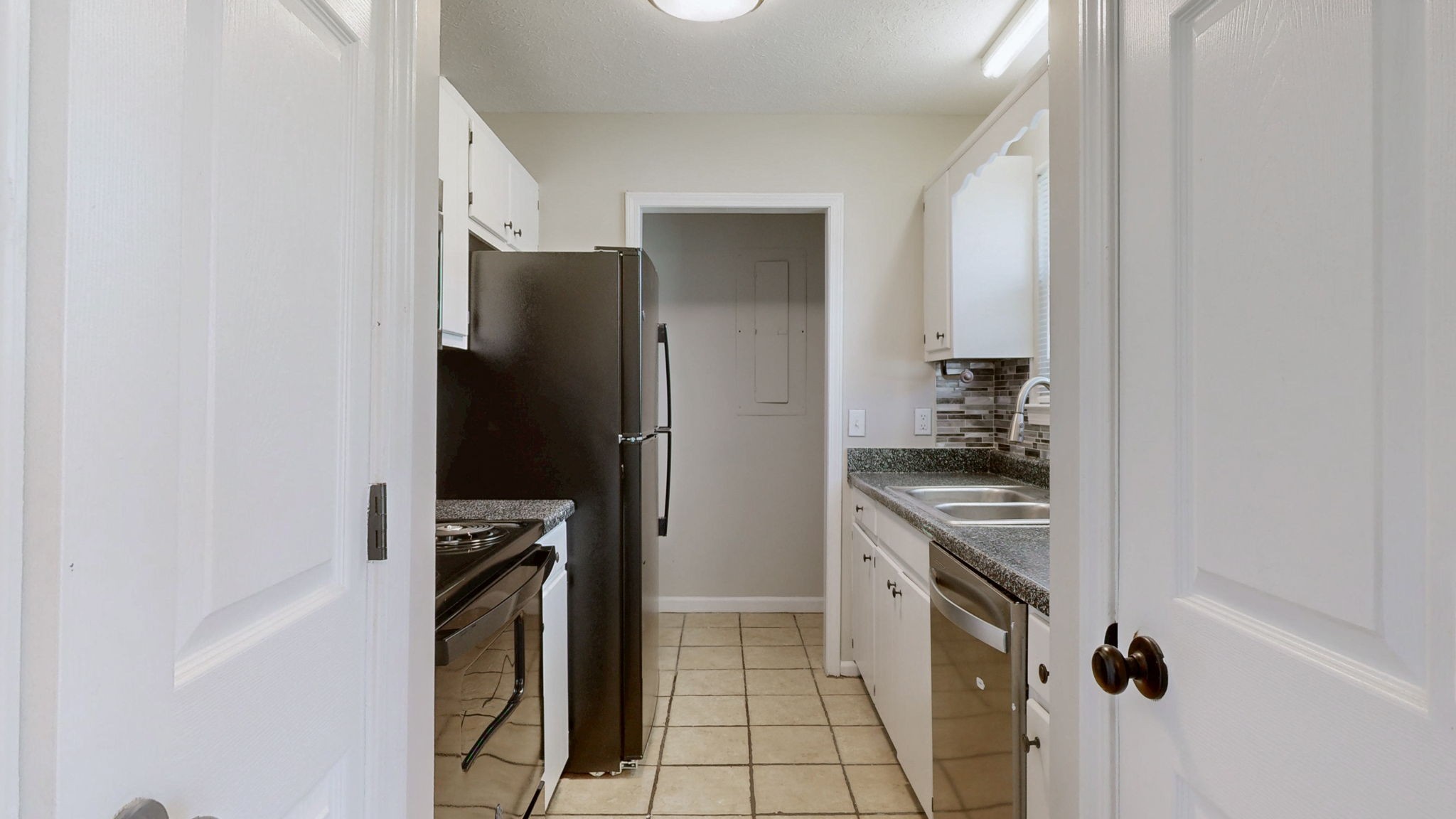 595 Arbor Ct