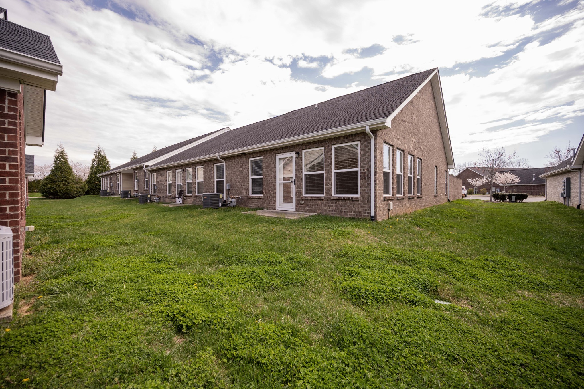 395 Devon Chase Hl Unit: 3701