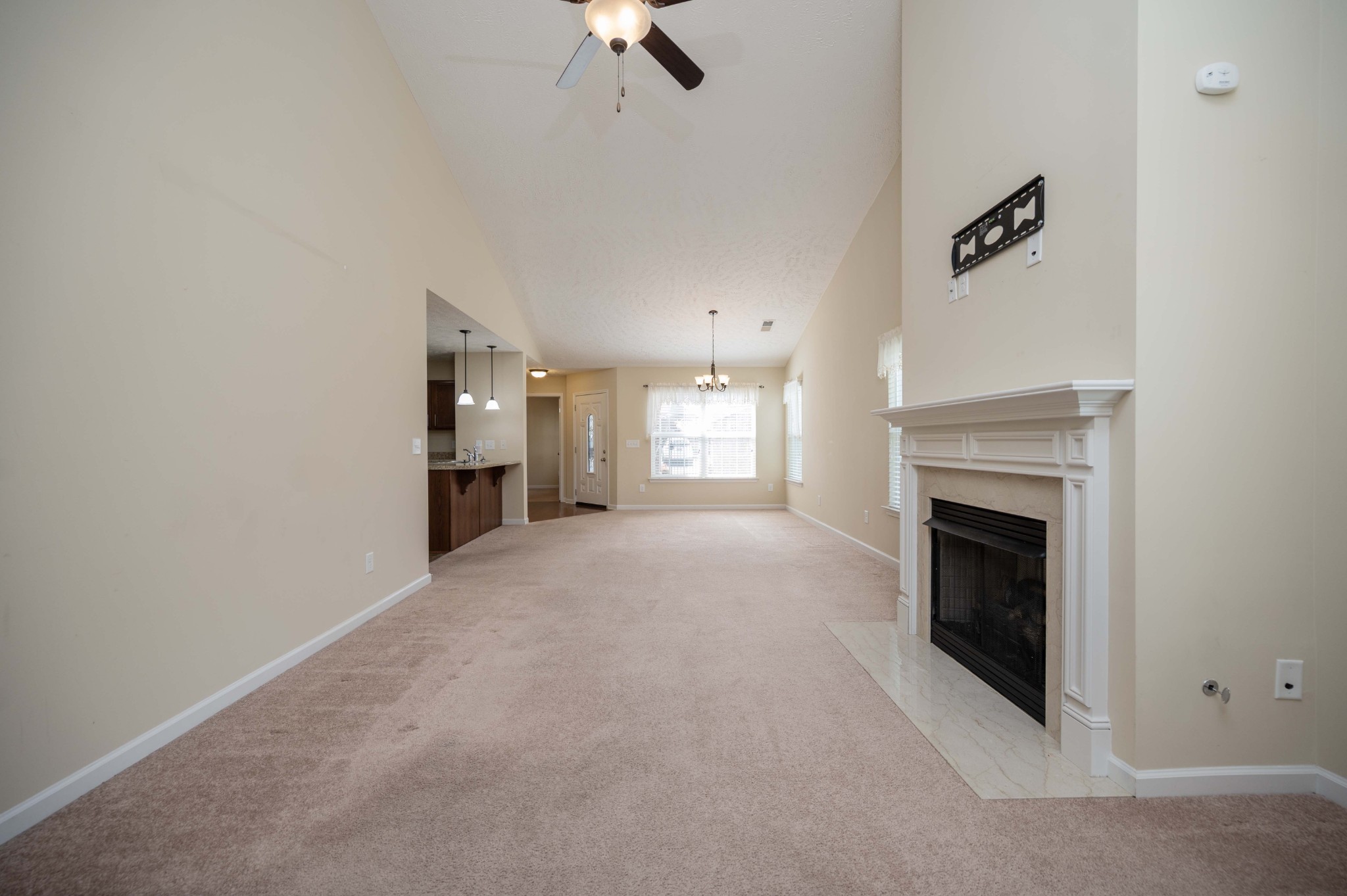 395 Devon Chase Hl Unit: 3701