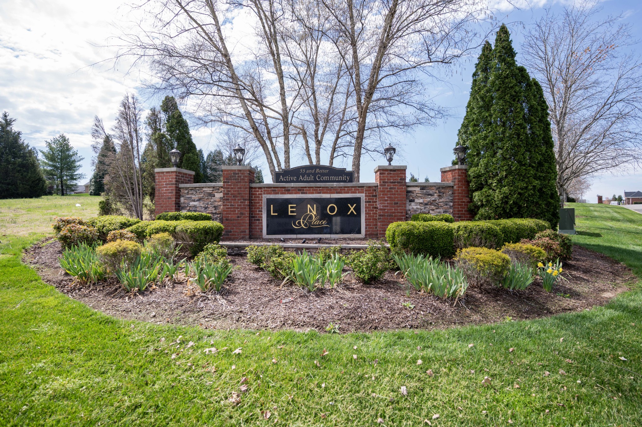 395 Devon Chase Hl Unit: 3701