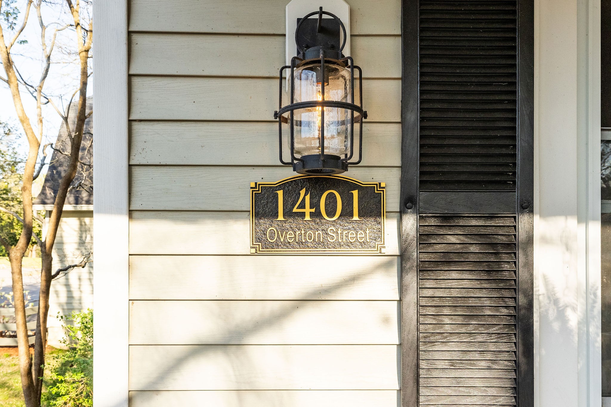 1401 Overton St