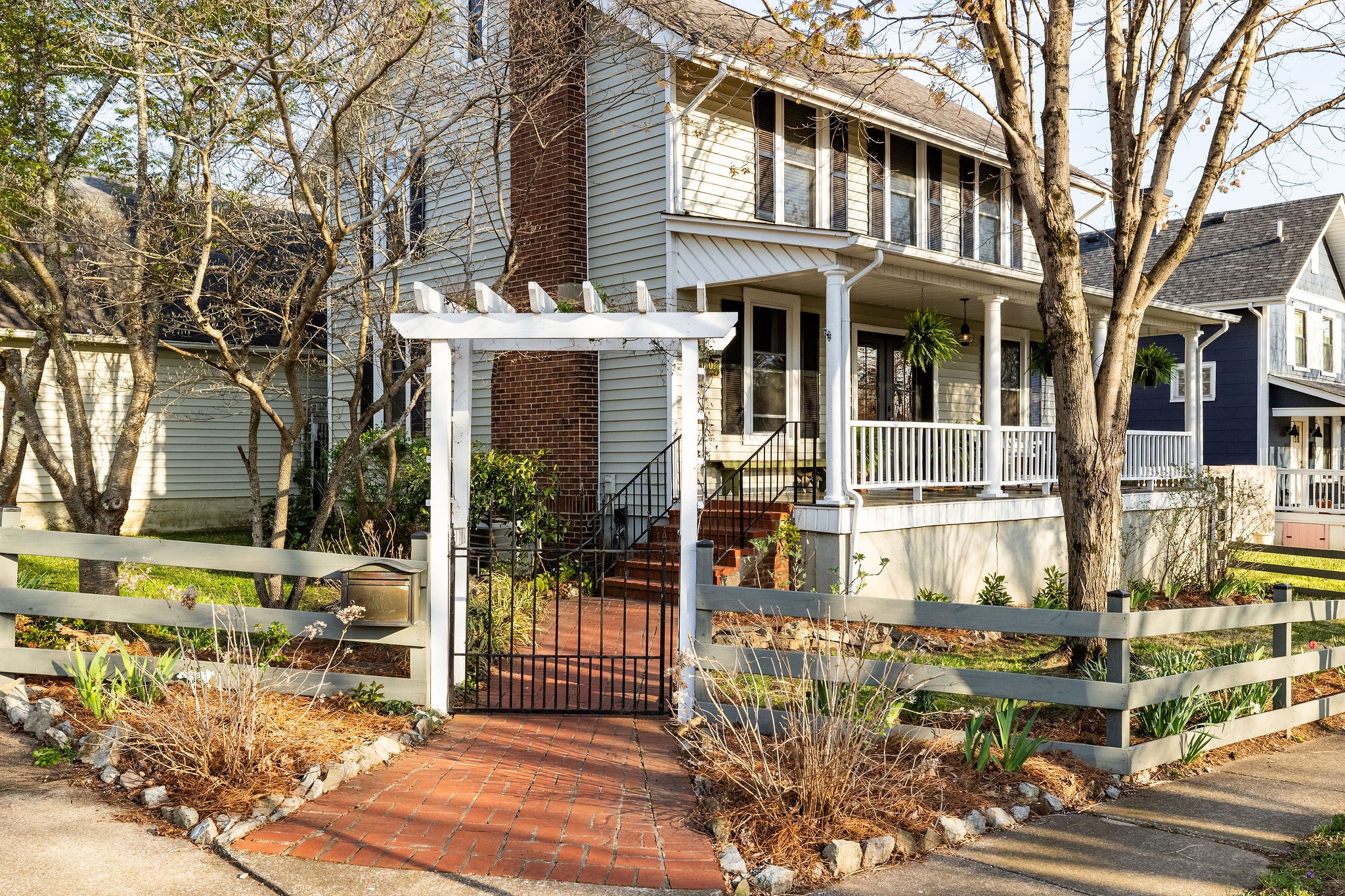 1401 Overton St