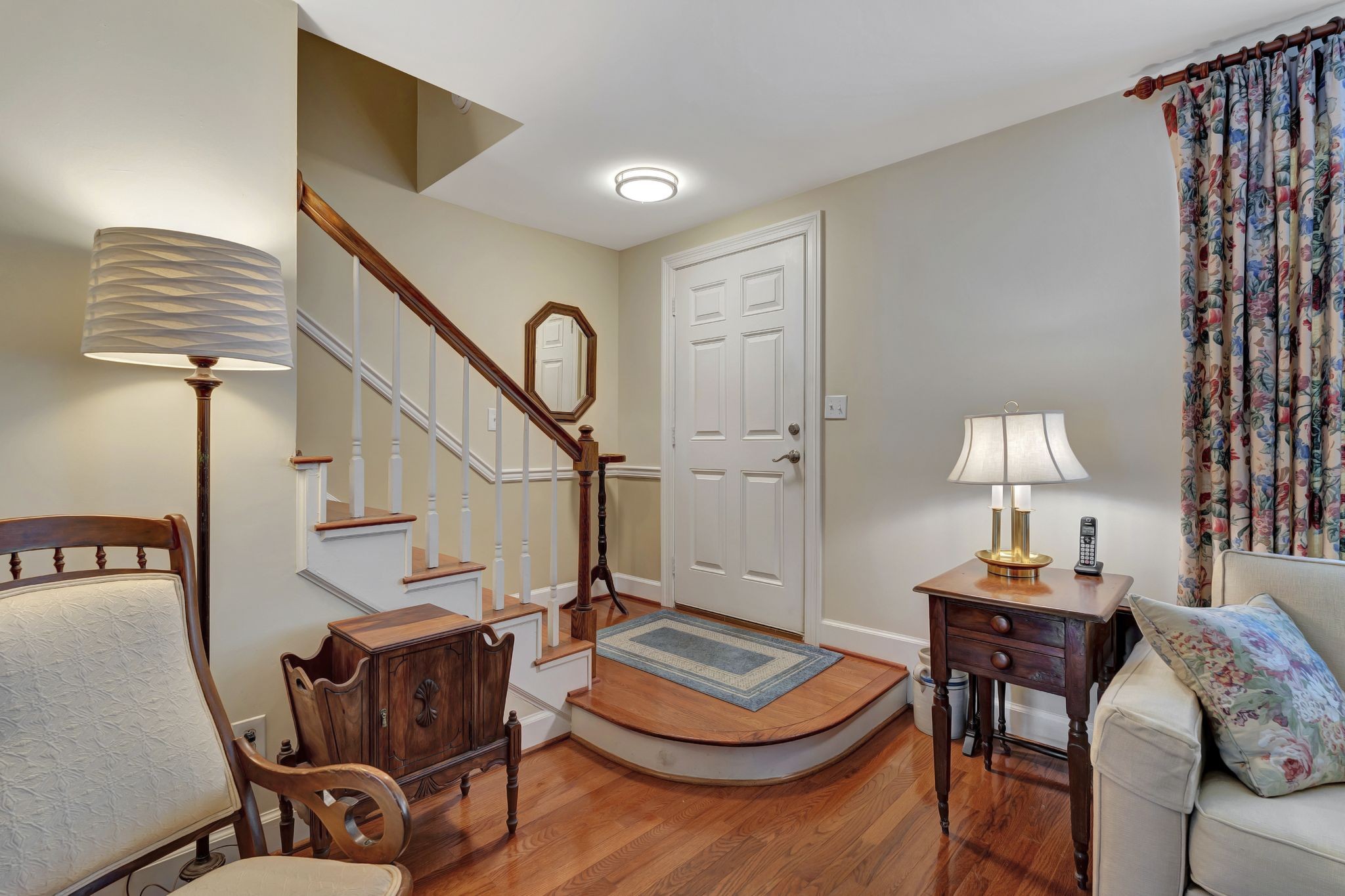 615 Plantation Ct