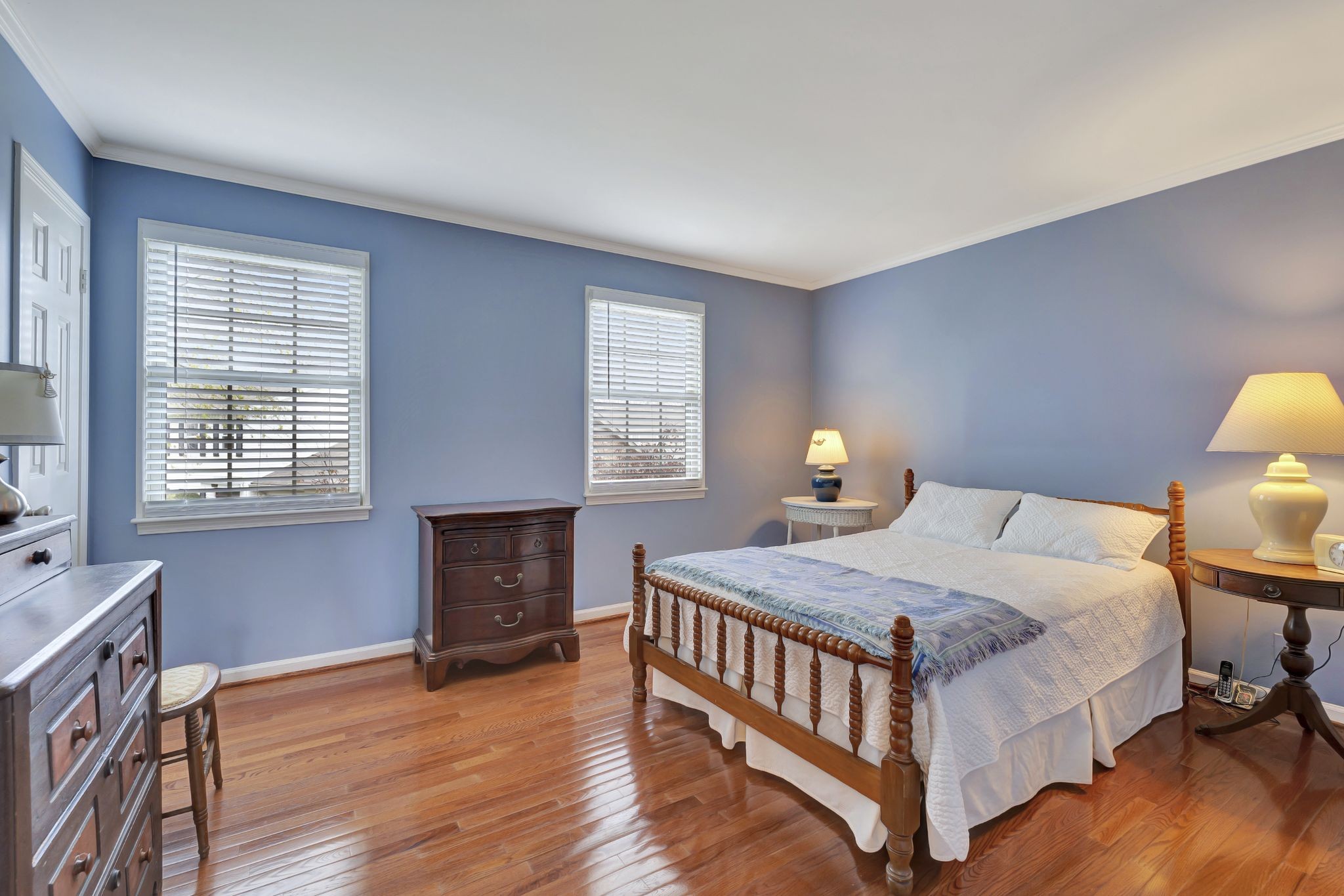 615 Plantation Ct