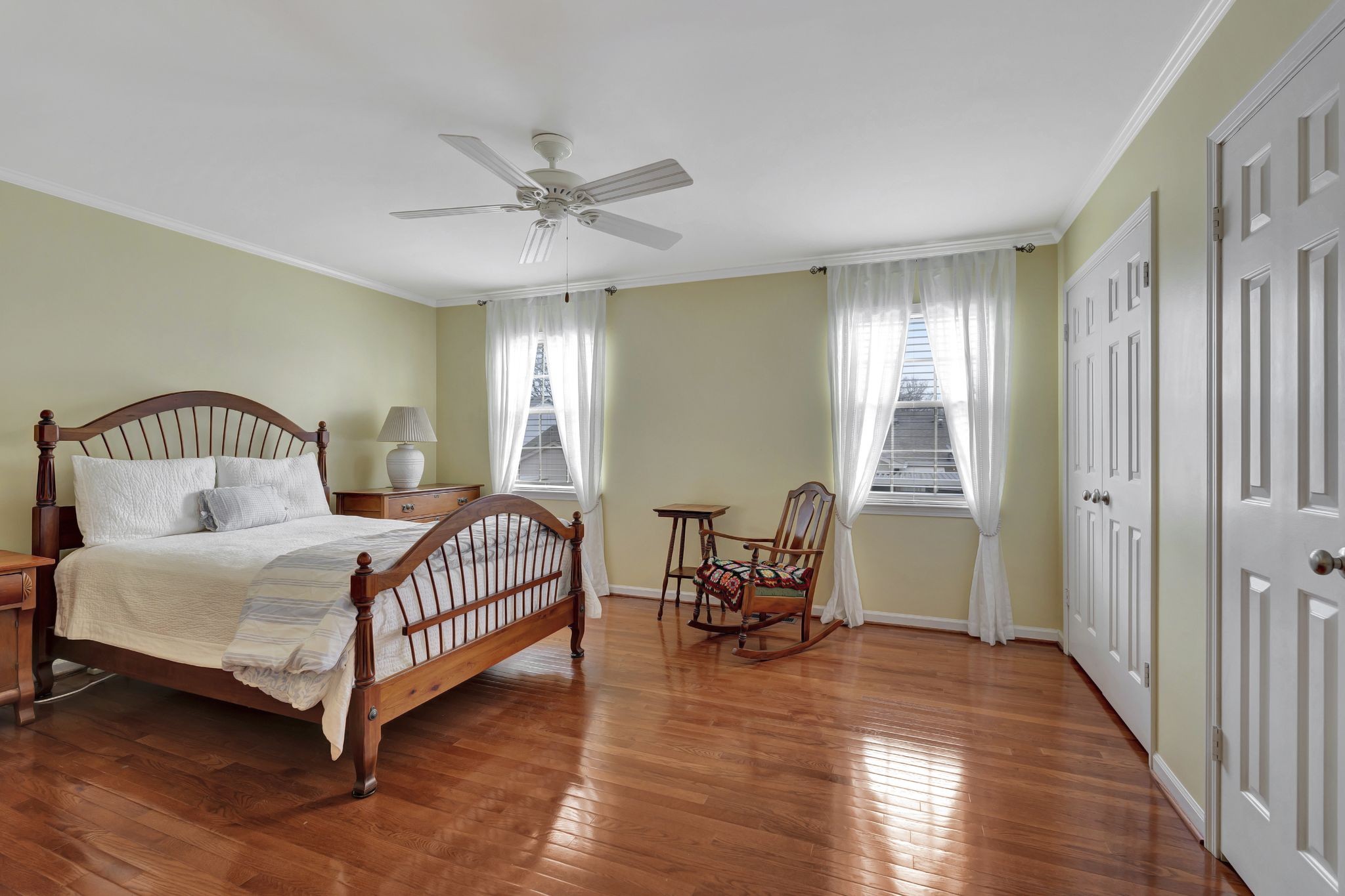 615 Plantation Ct