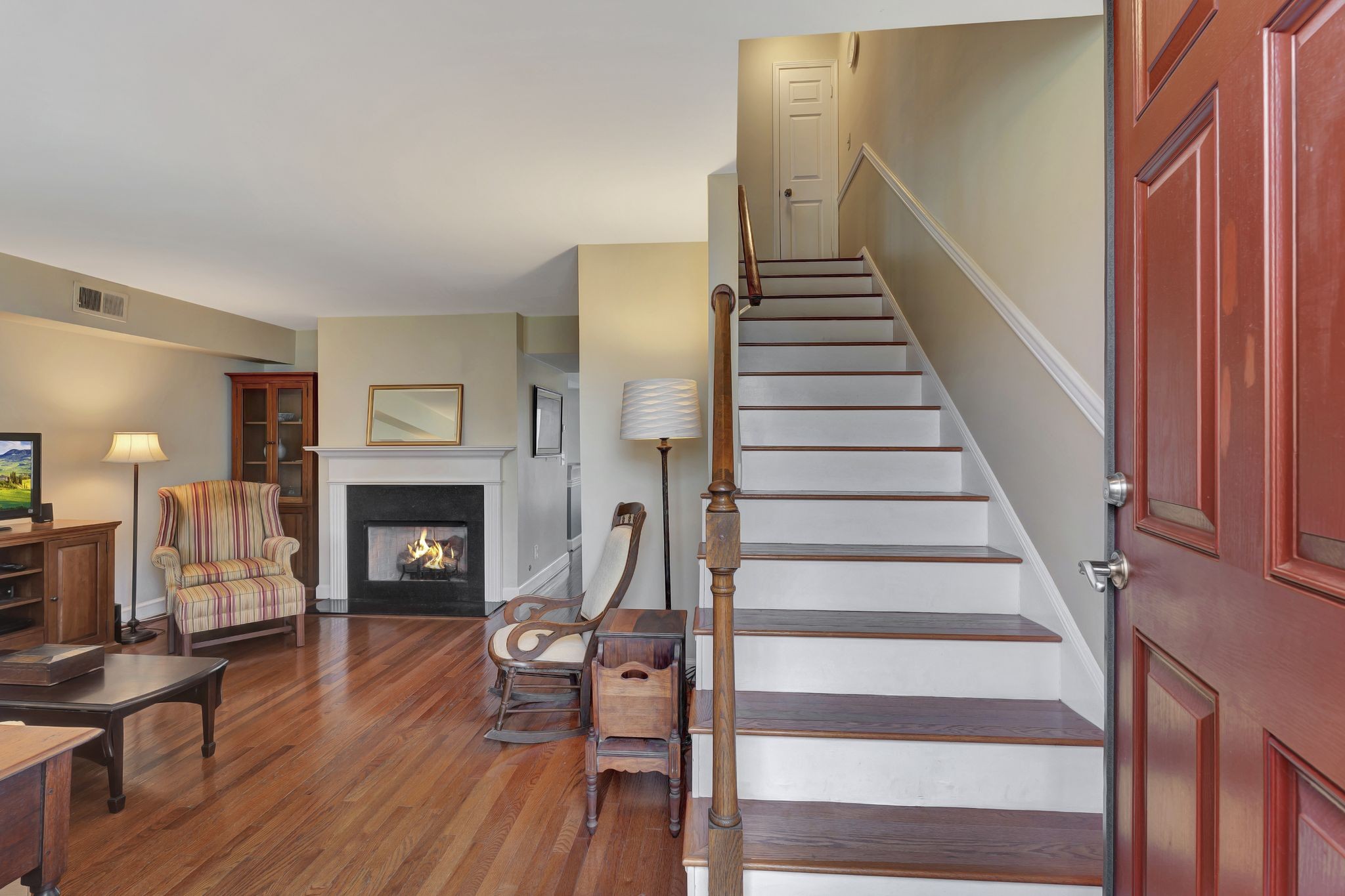 615 Plantation Ct