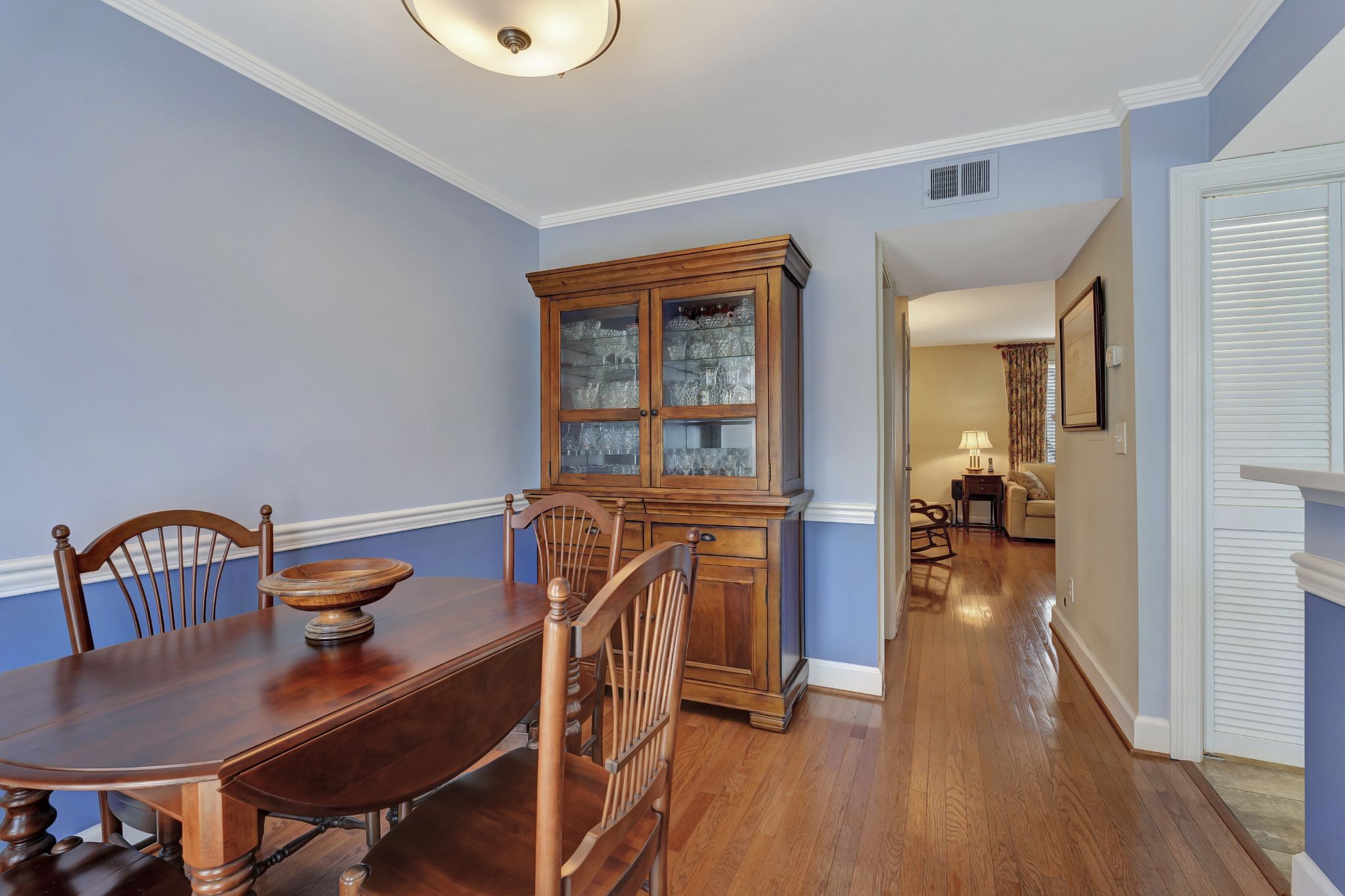 615 Plantation Ct