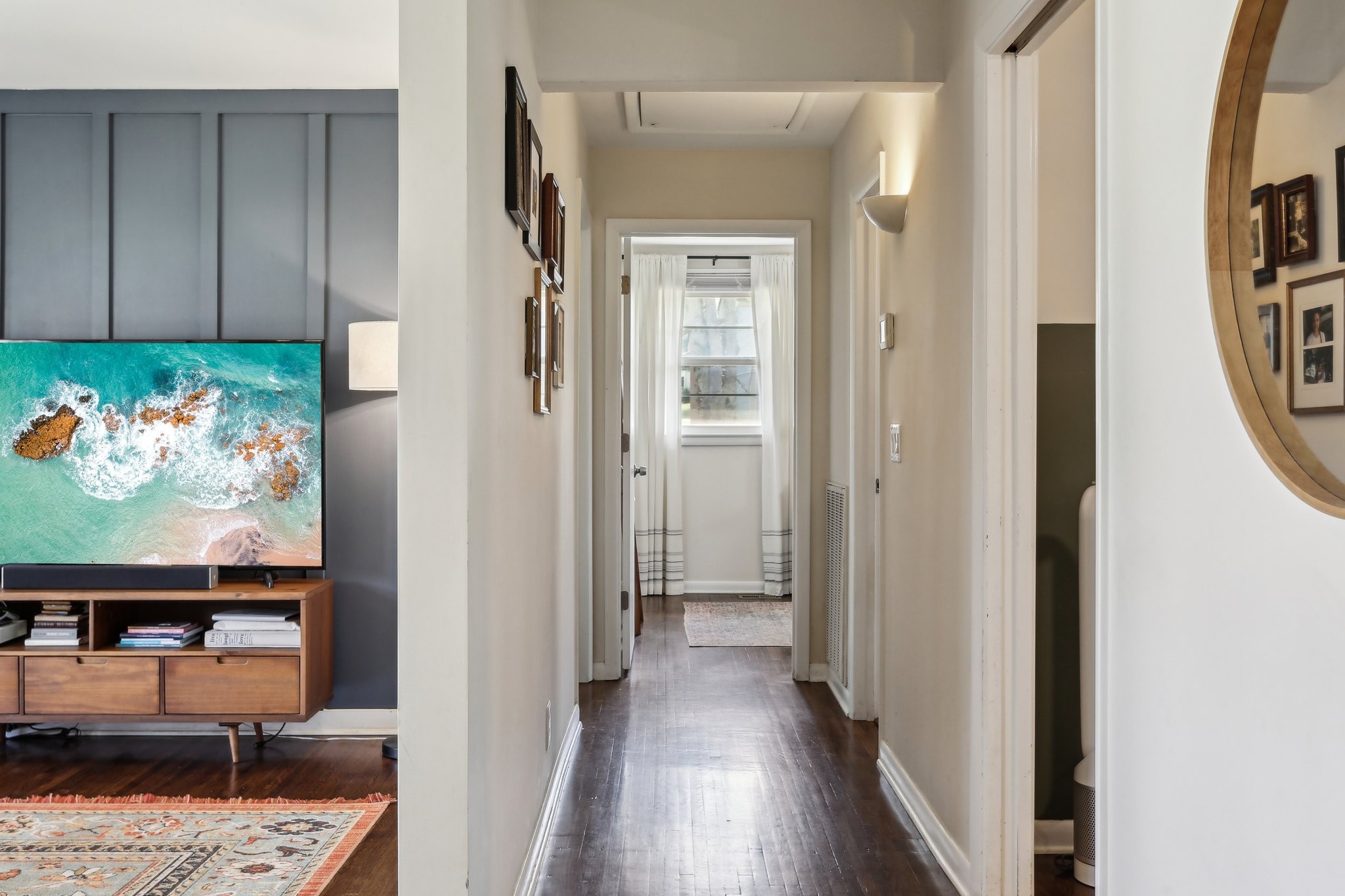 557 Whispering Hills Dr