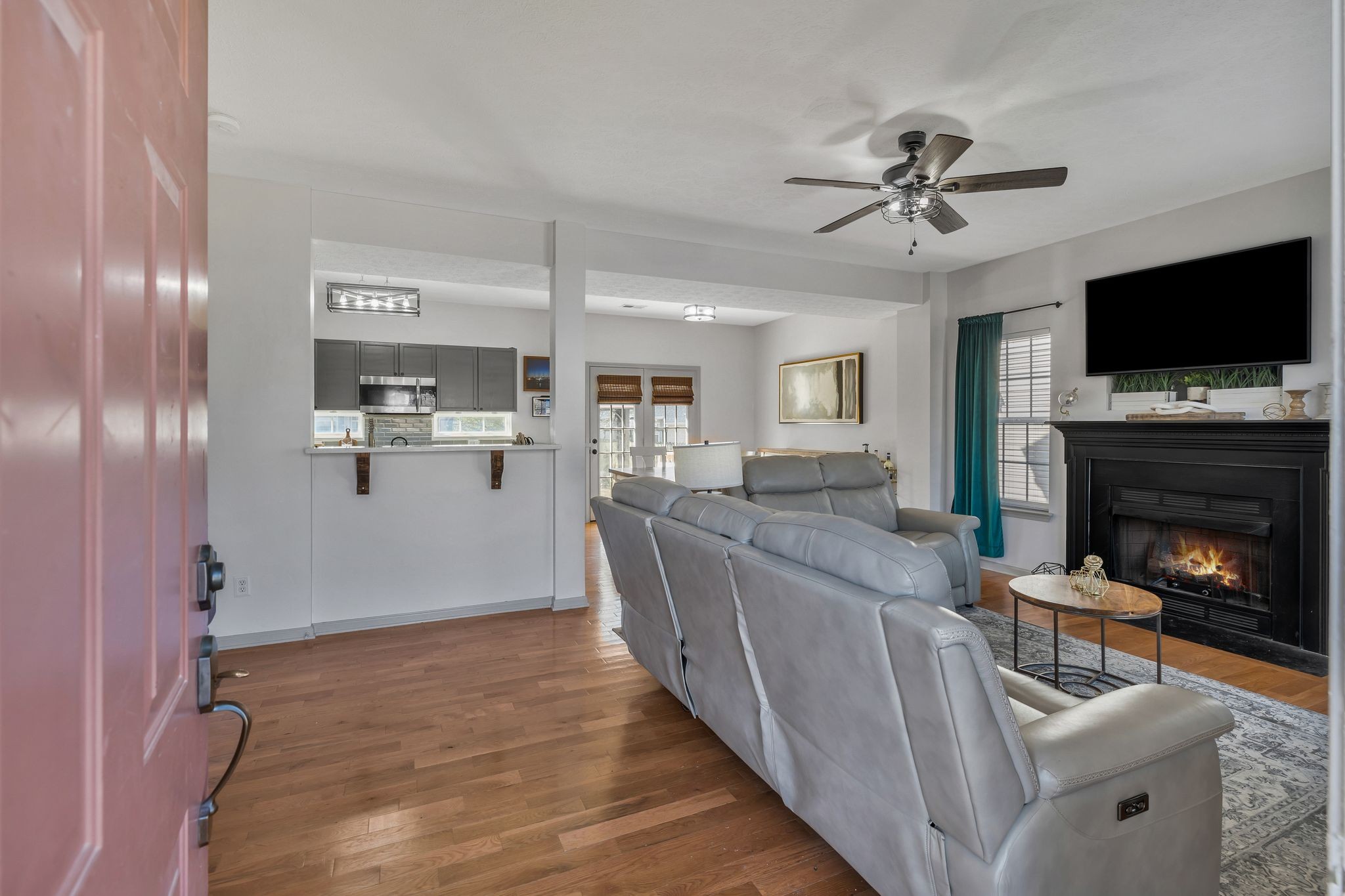 1626 Zurich Dr