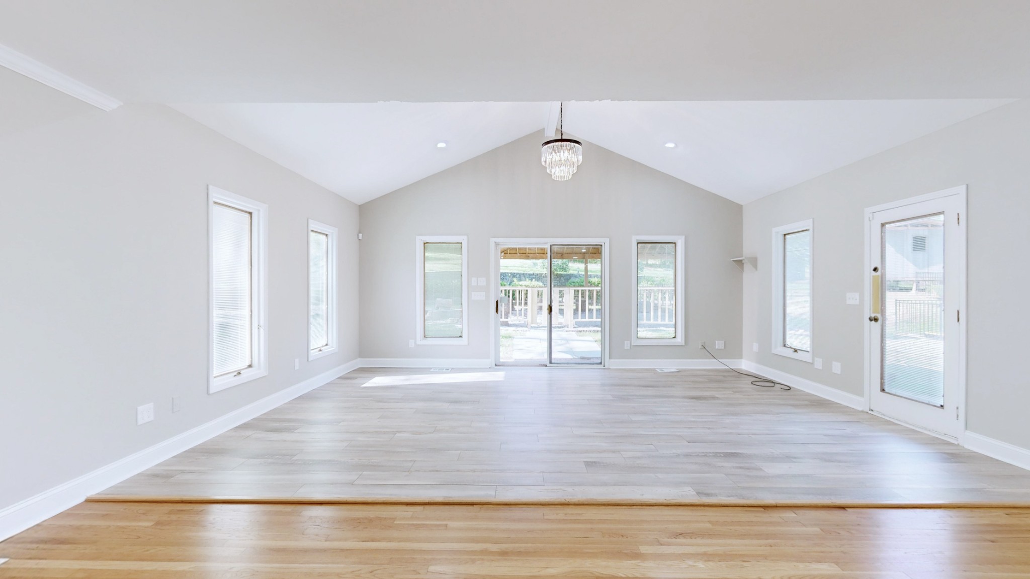 2015 Hickory Hill Ln