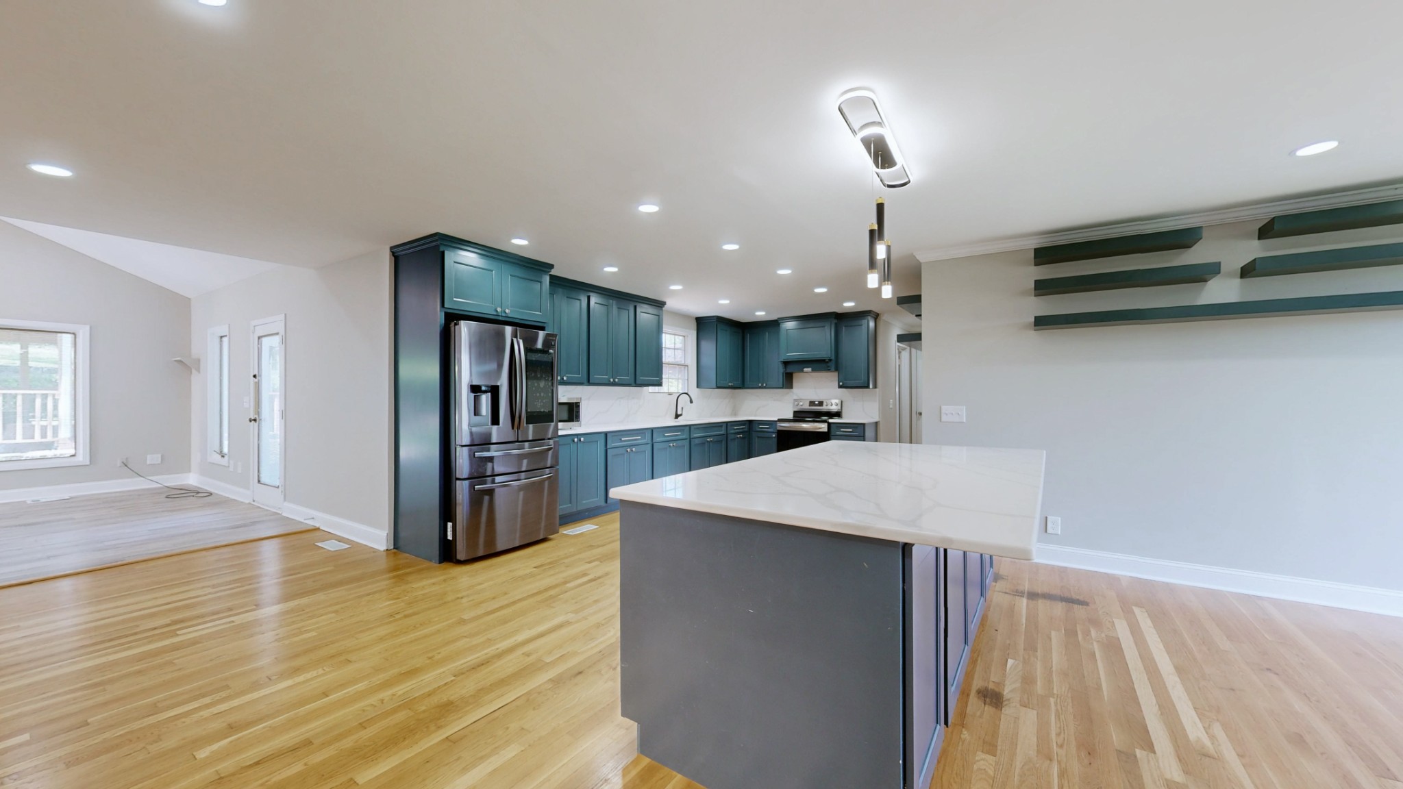 2015 Hickory Hill Ln