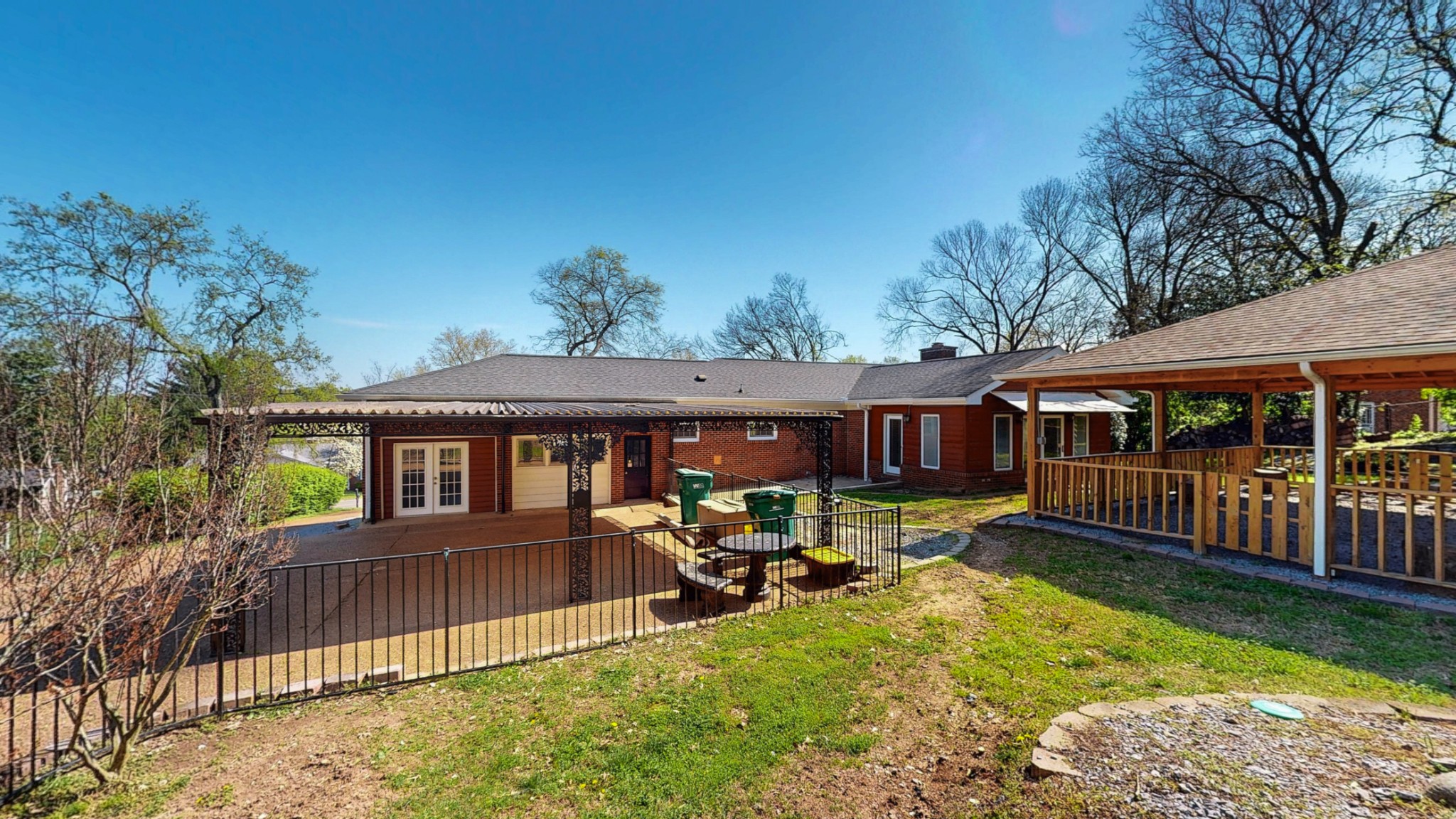 2015 Hickory Hill Ln