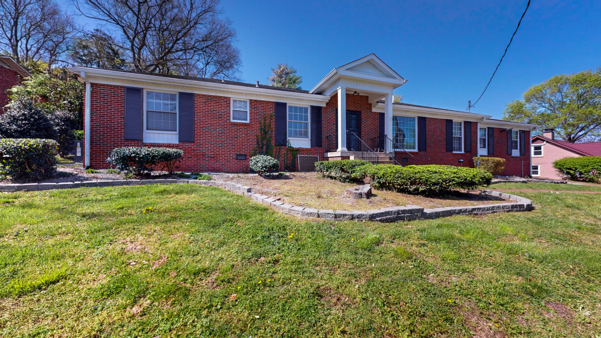 2015 Hickory Hill Ln