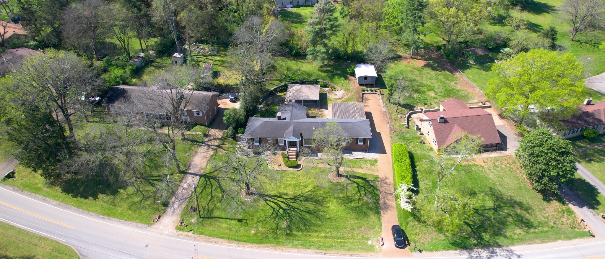 2015 Hickory Hill Ln