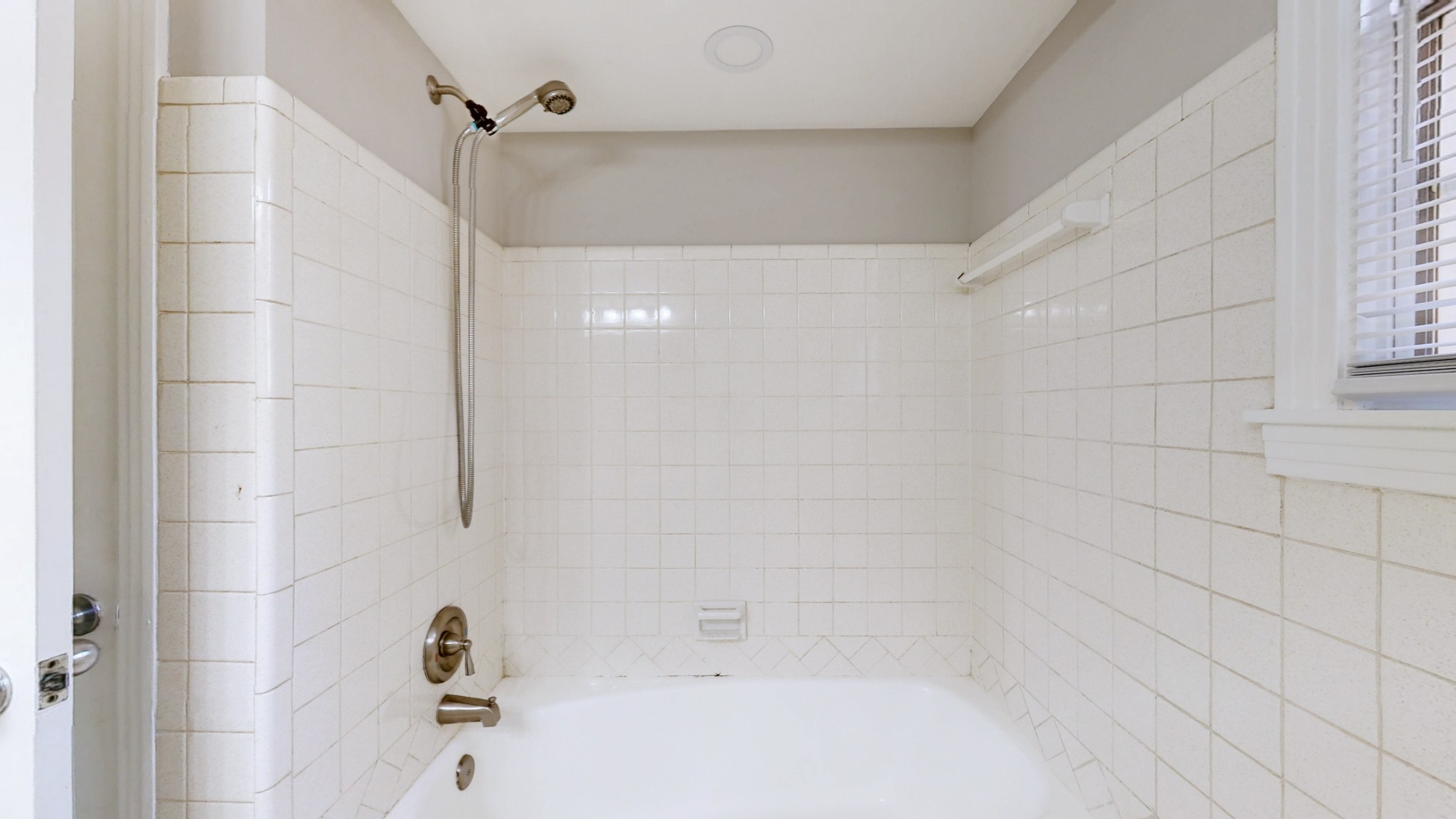 2015 Hickory Hill Ln