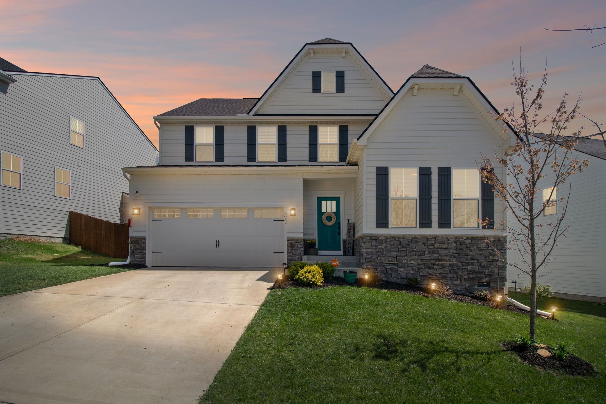 8052 Warbler Way