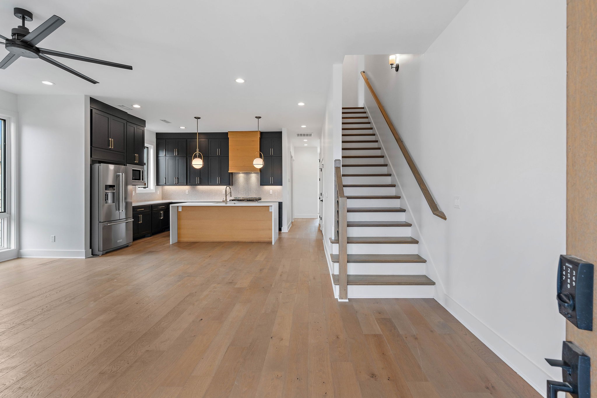807 32nd Ave, N Unit: A