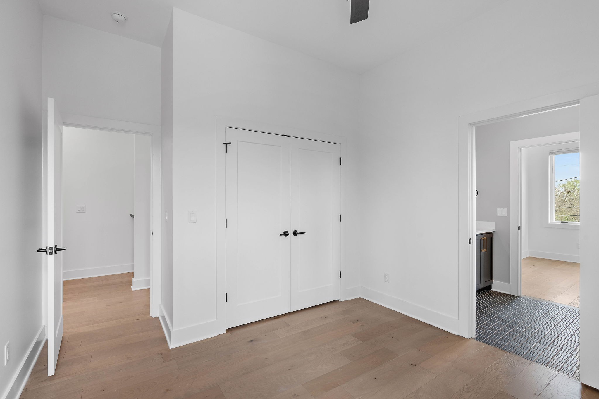 807 32nd Ave, N Unit: A