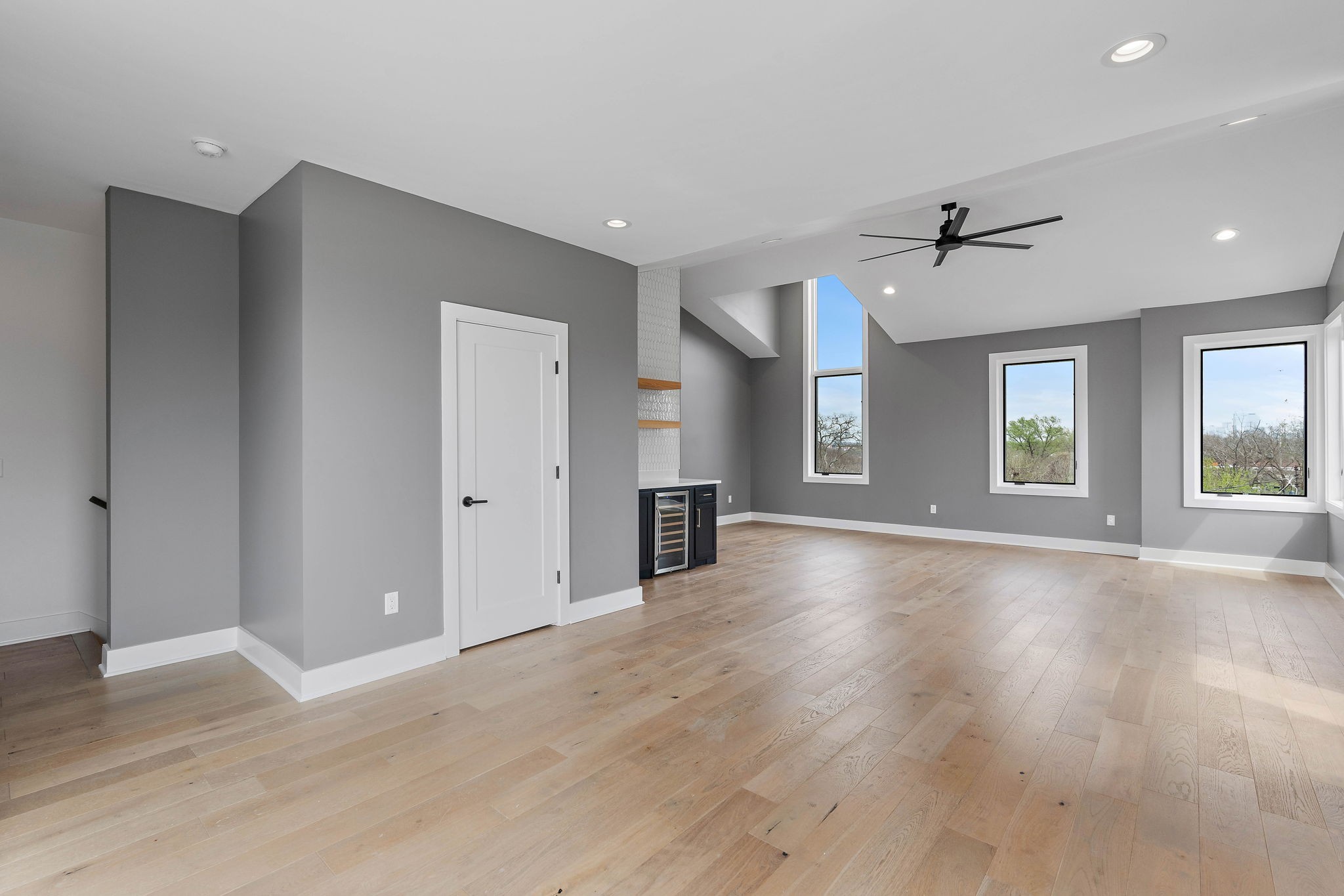807 32nd Ave, N Unit: A