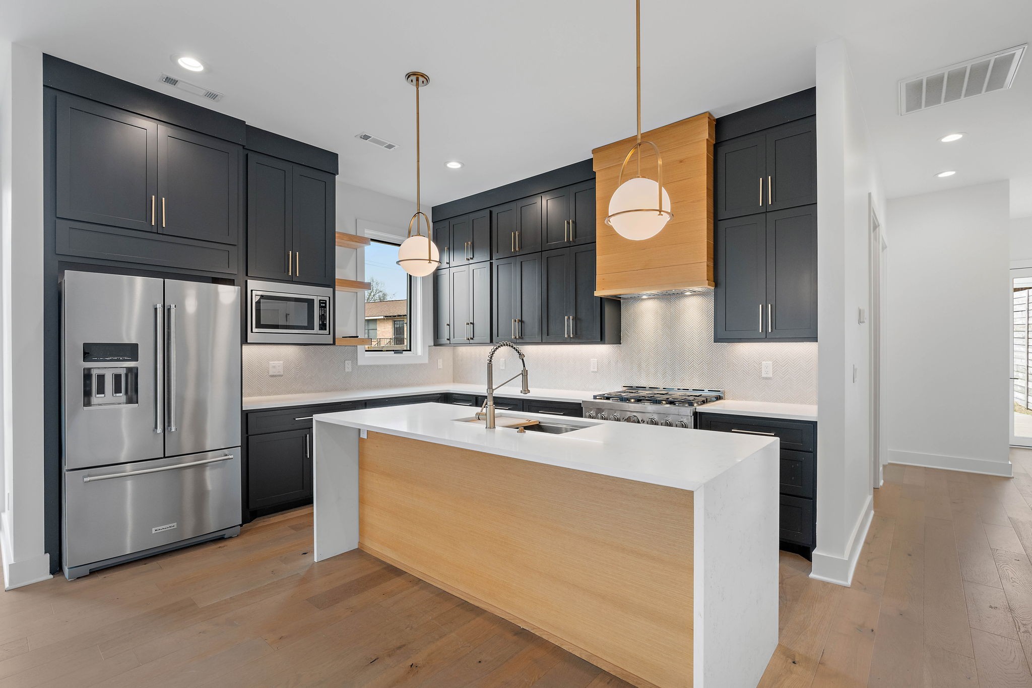 807 32nd Ave, N Unit: A