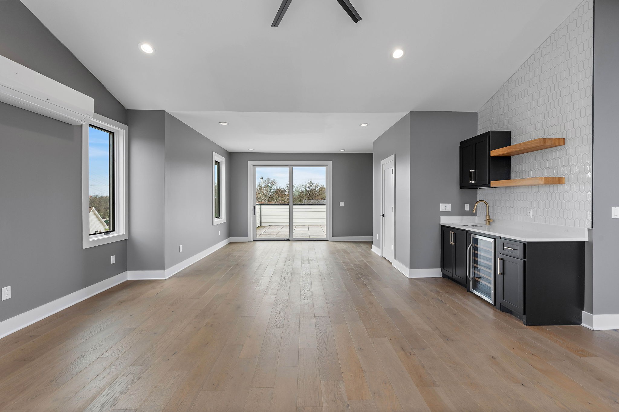807 32nd Ave, N Unit: A