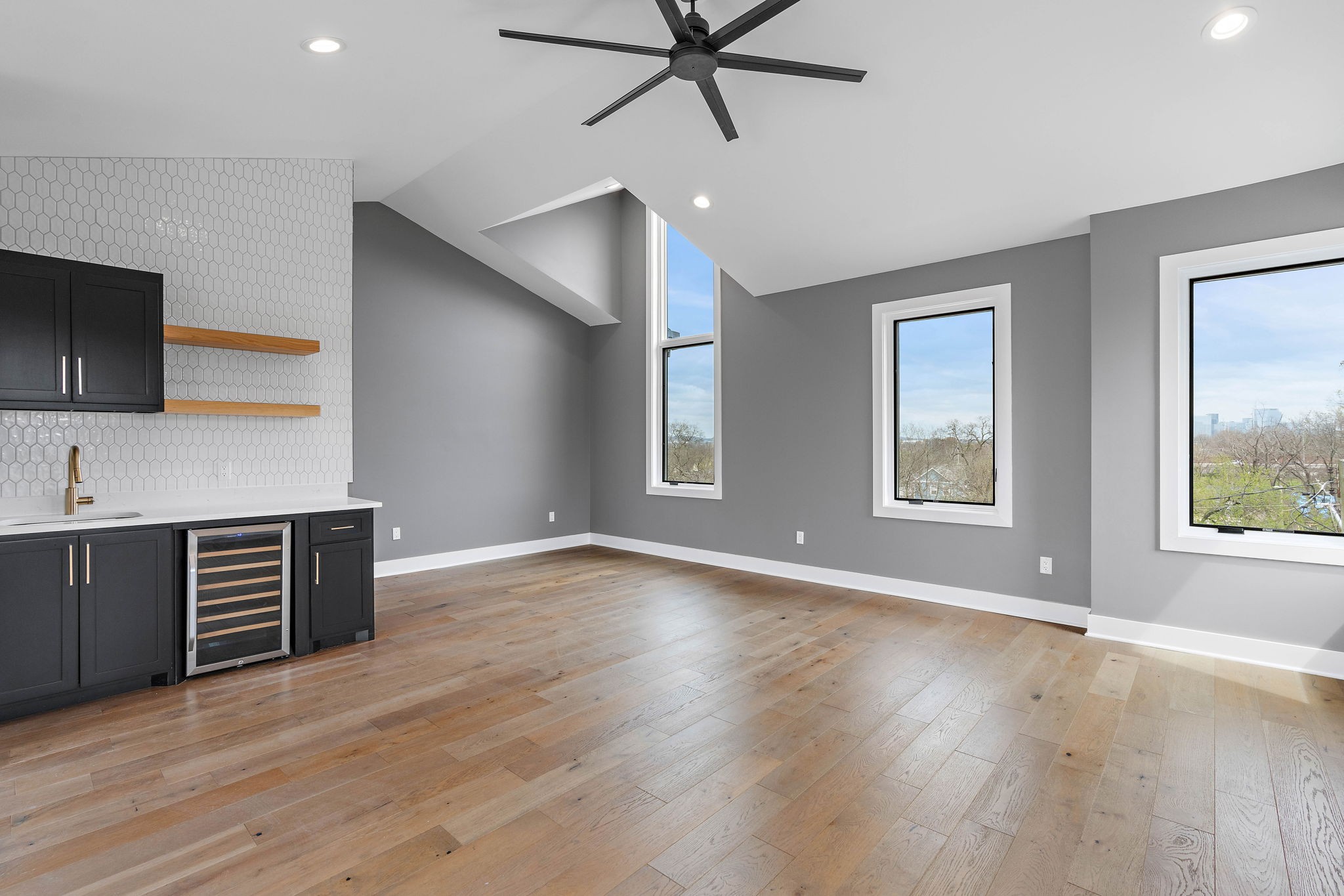 807 32nd Ave, N Unit: A