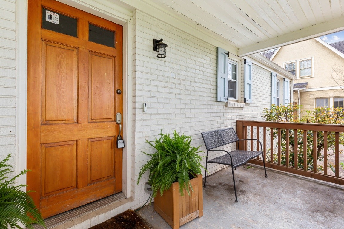 210 Cherokee Rd