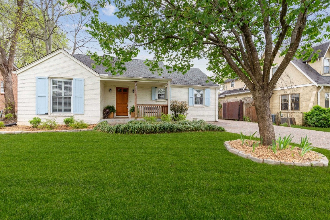 210 Cherokee Rd