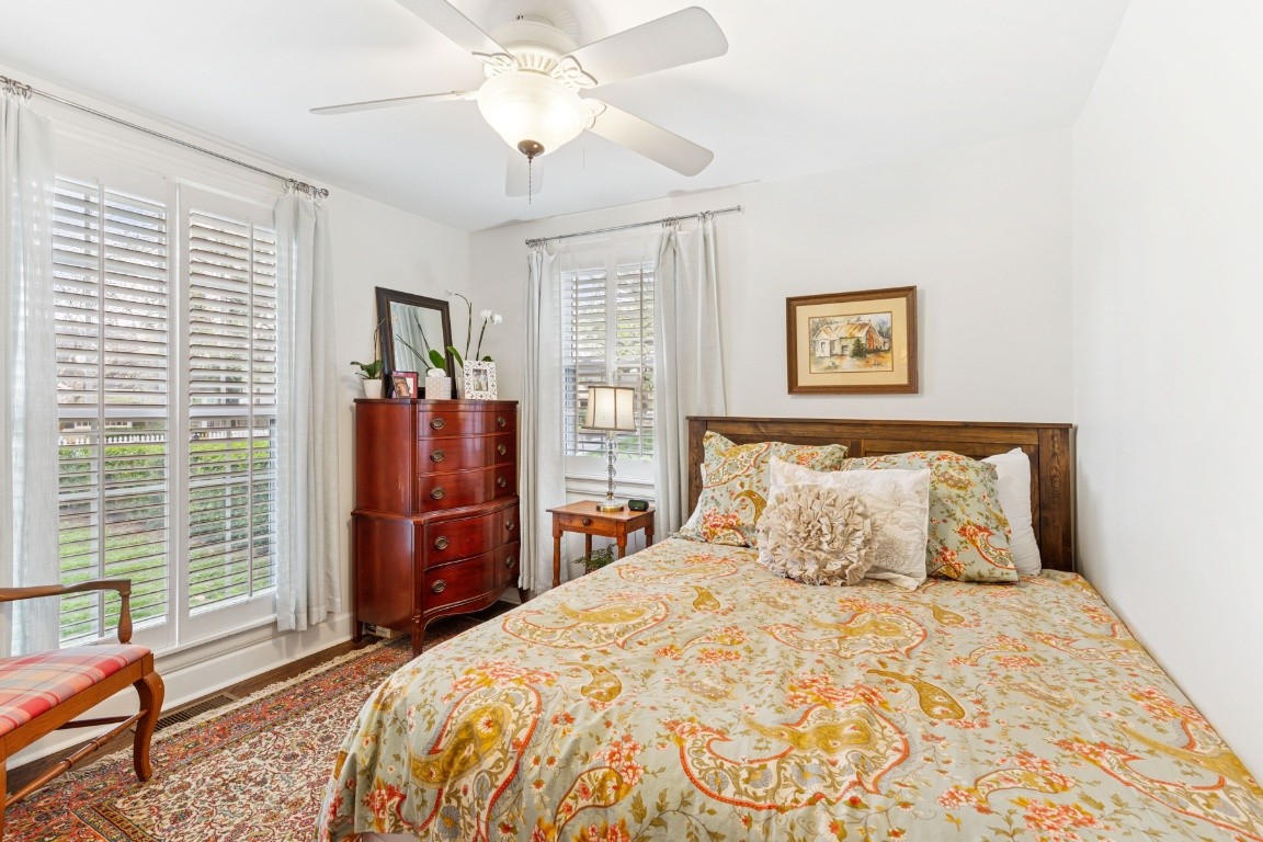 210 Cherokee Rd