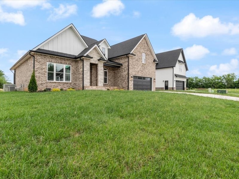 3022 Shady Forest Dr