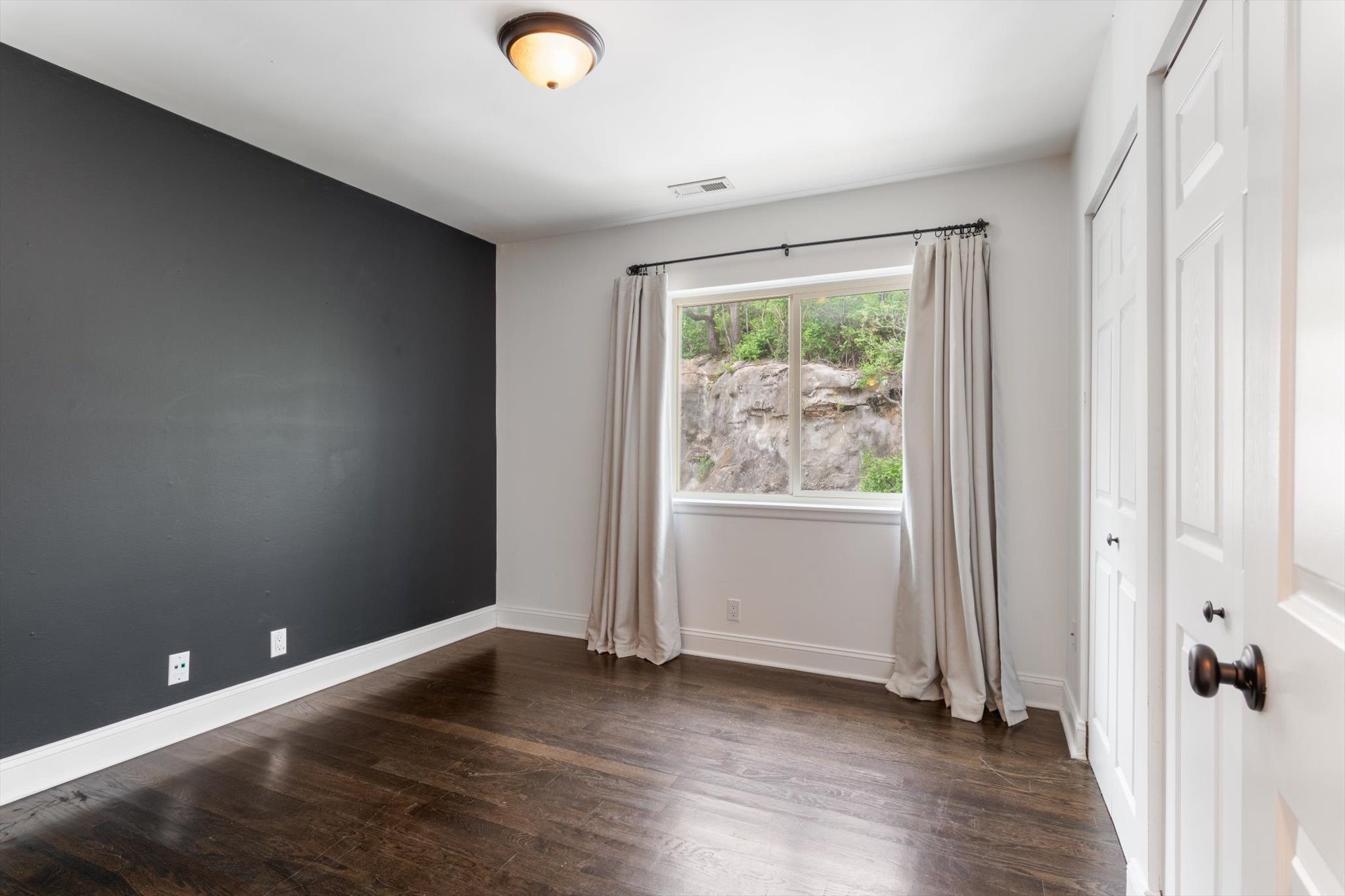 447 Summit Ridge Pl