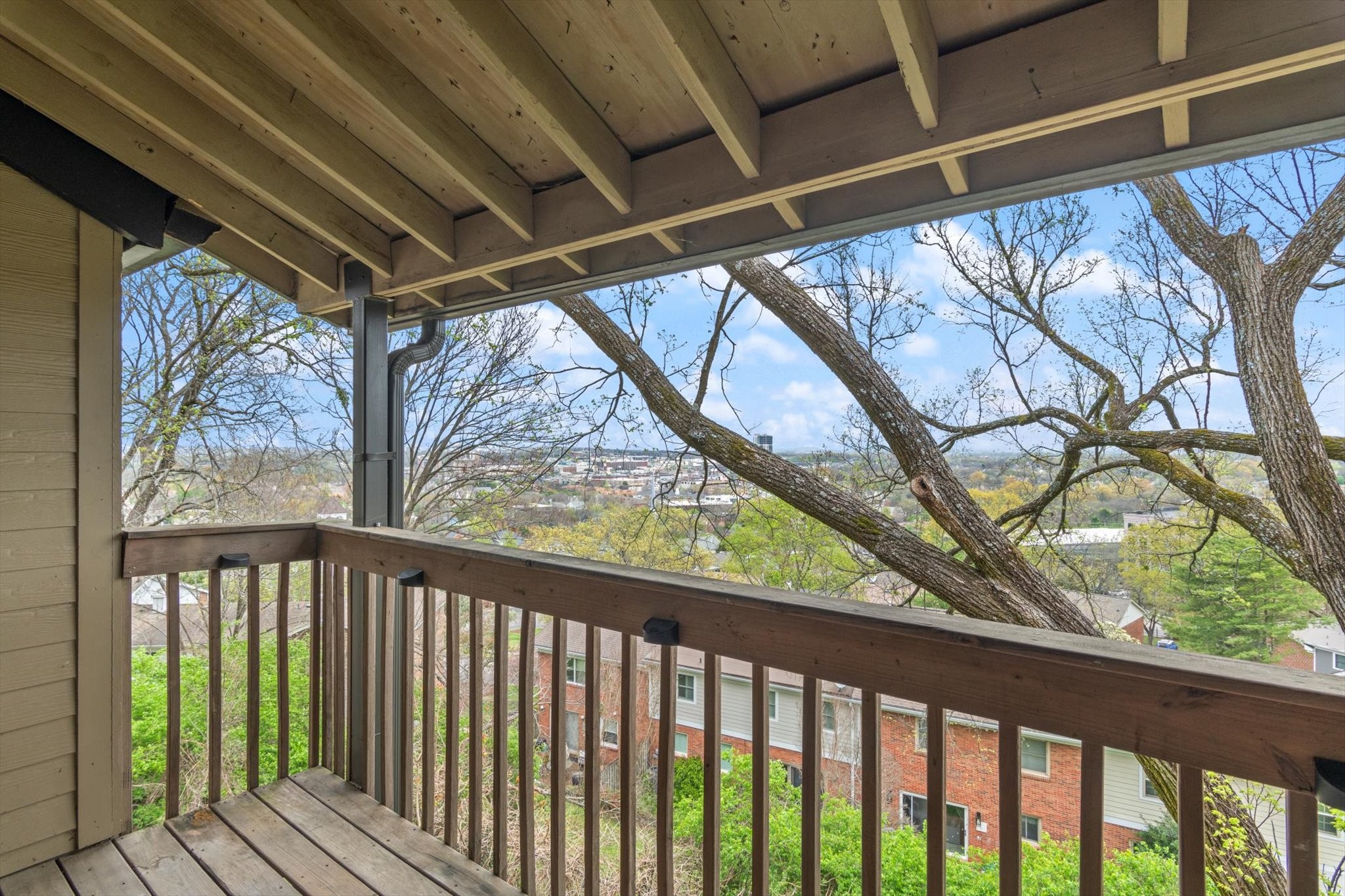 447 Summit Ridge Pl