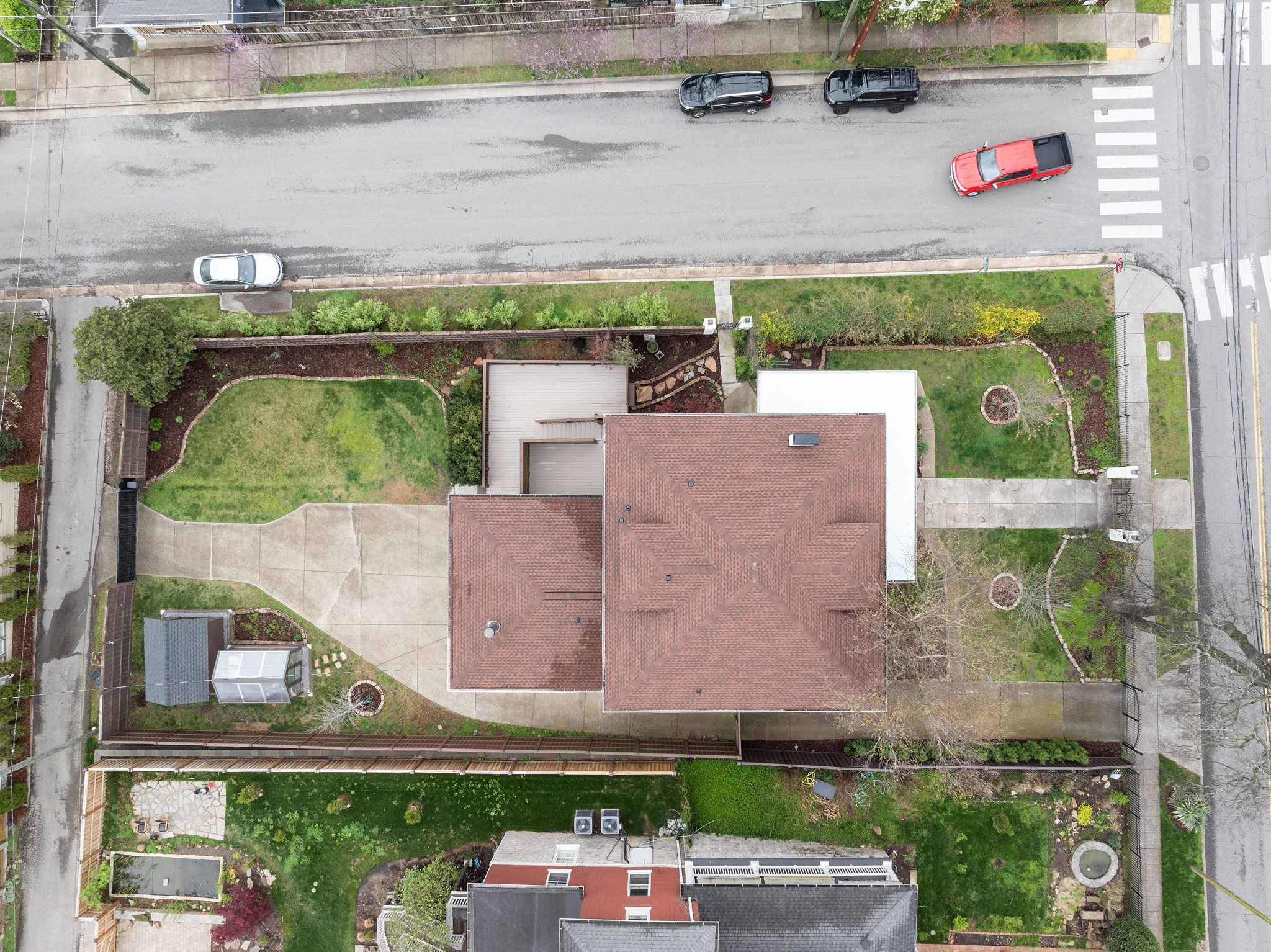 1800 Blair Blvd