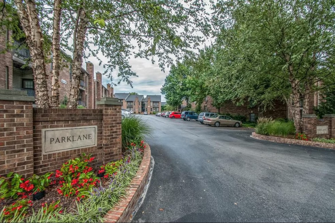 301 Sloan Rd